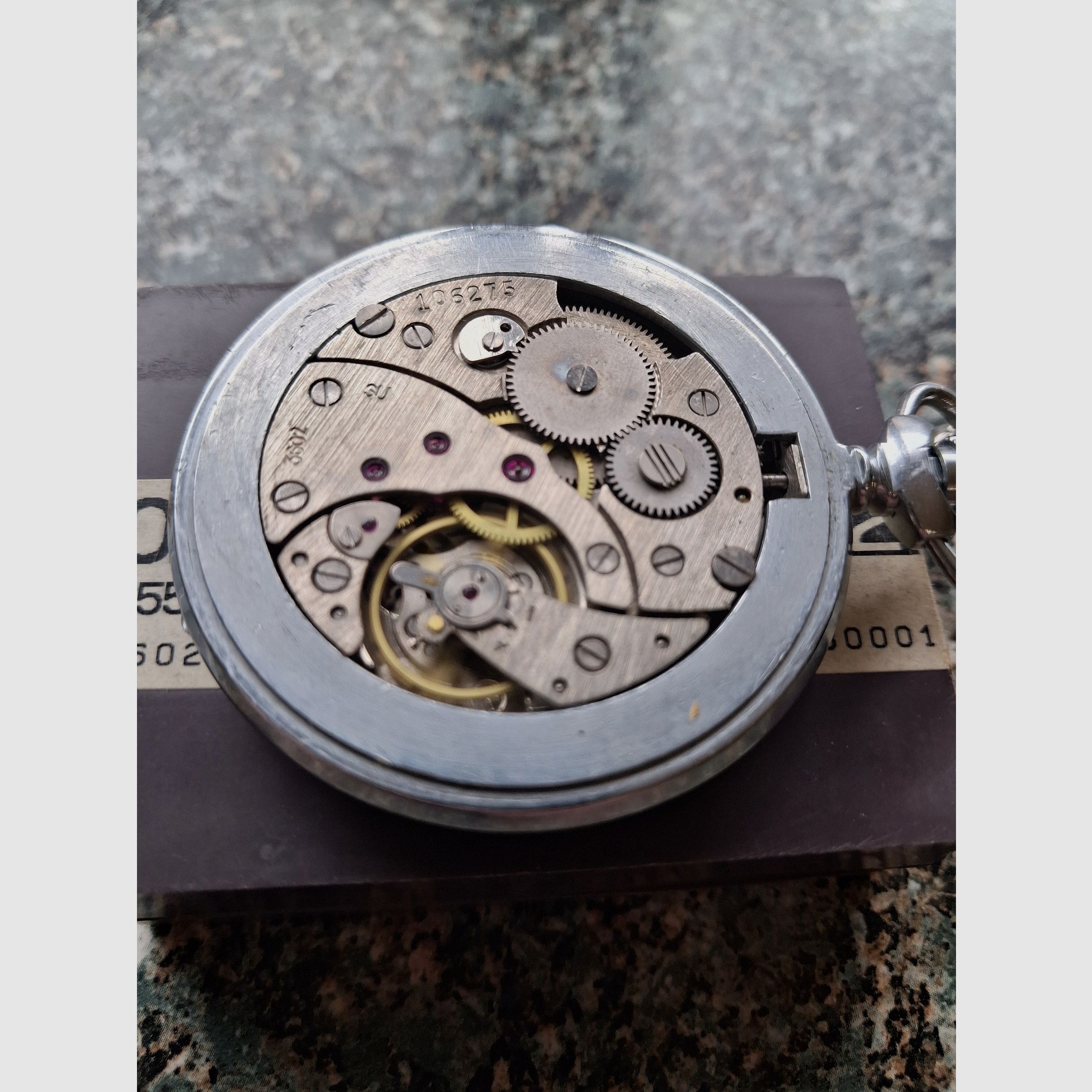 Zakhorloge met jachtthema