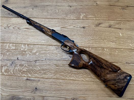 Blaser K95 Success / Holzklasse 6 / Kal. 6,5 Creedmoor / LL 52 cm / Goldelemente / M15x1