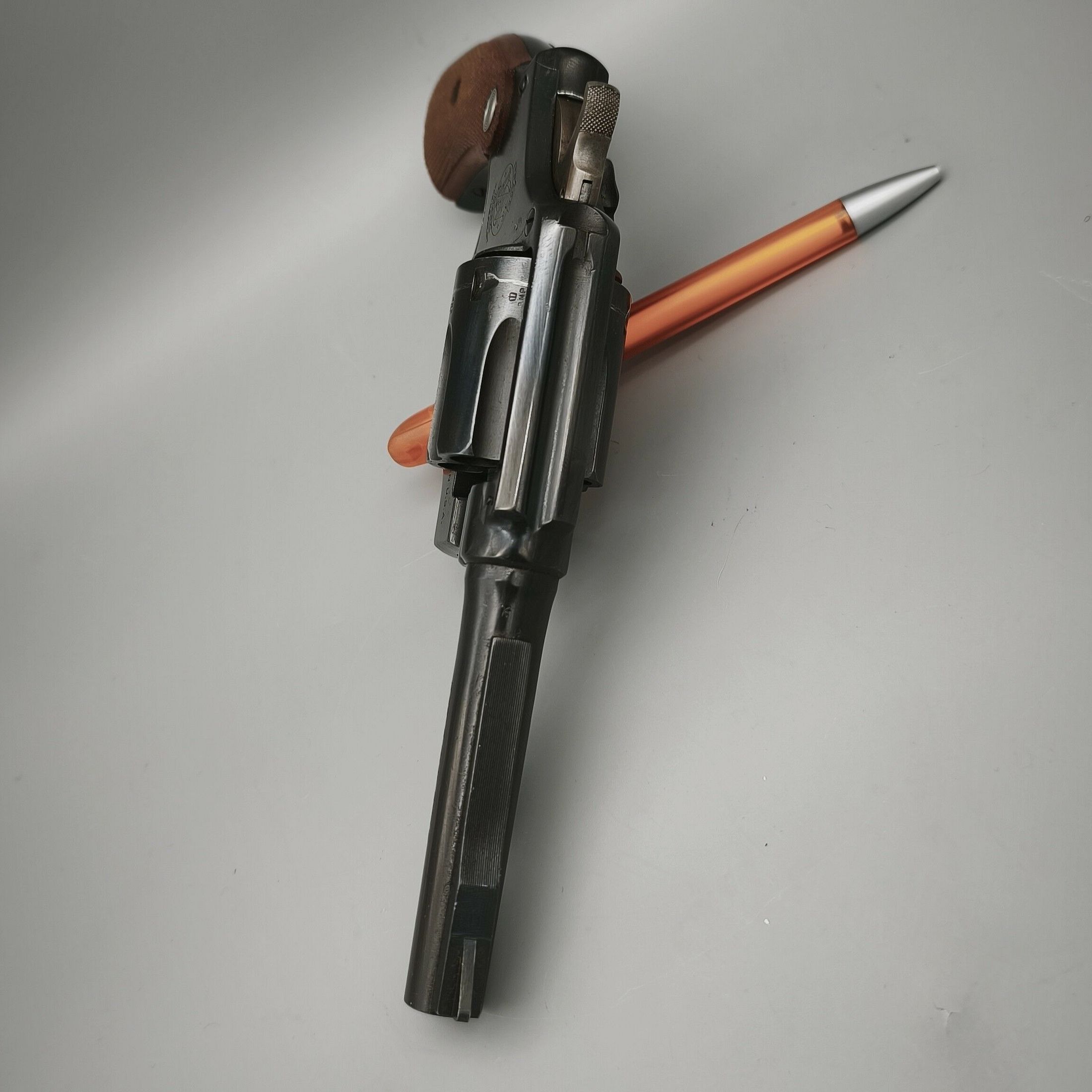Smith & Wesson S&W Victory Revolver .38Special umgebaut bei Parker Hale .38Special