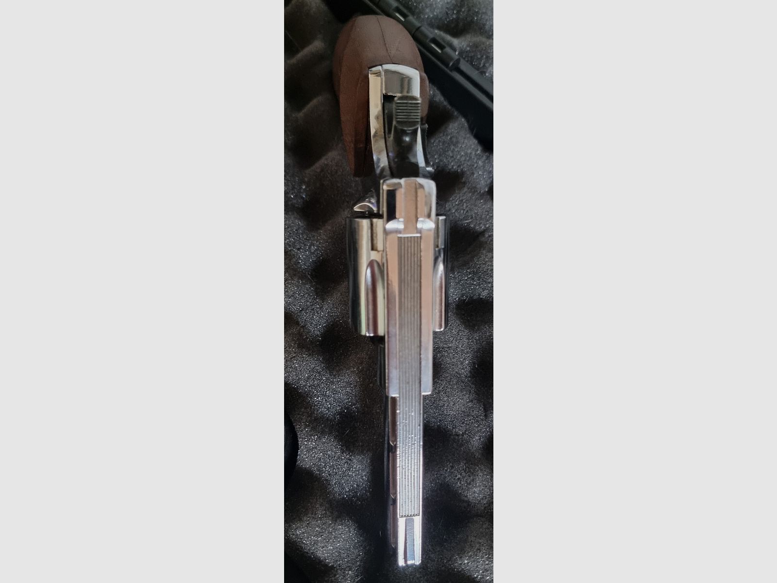 ME 38 Magnum Cromo / vecchia PTB 632