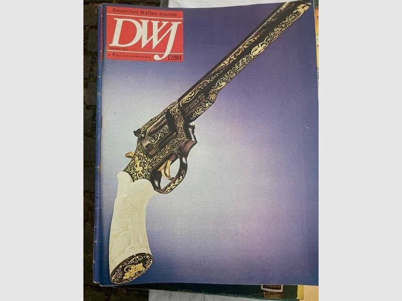 31 alte Hefte Deutsches Waffen Journal ab 6/1973 bis 8/1979