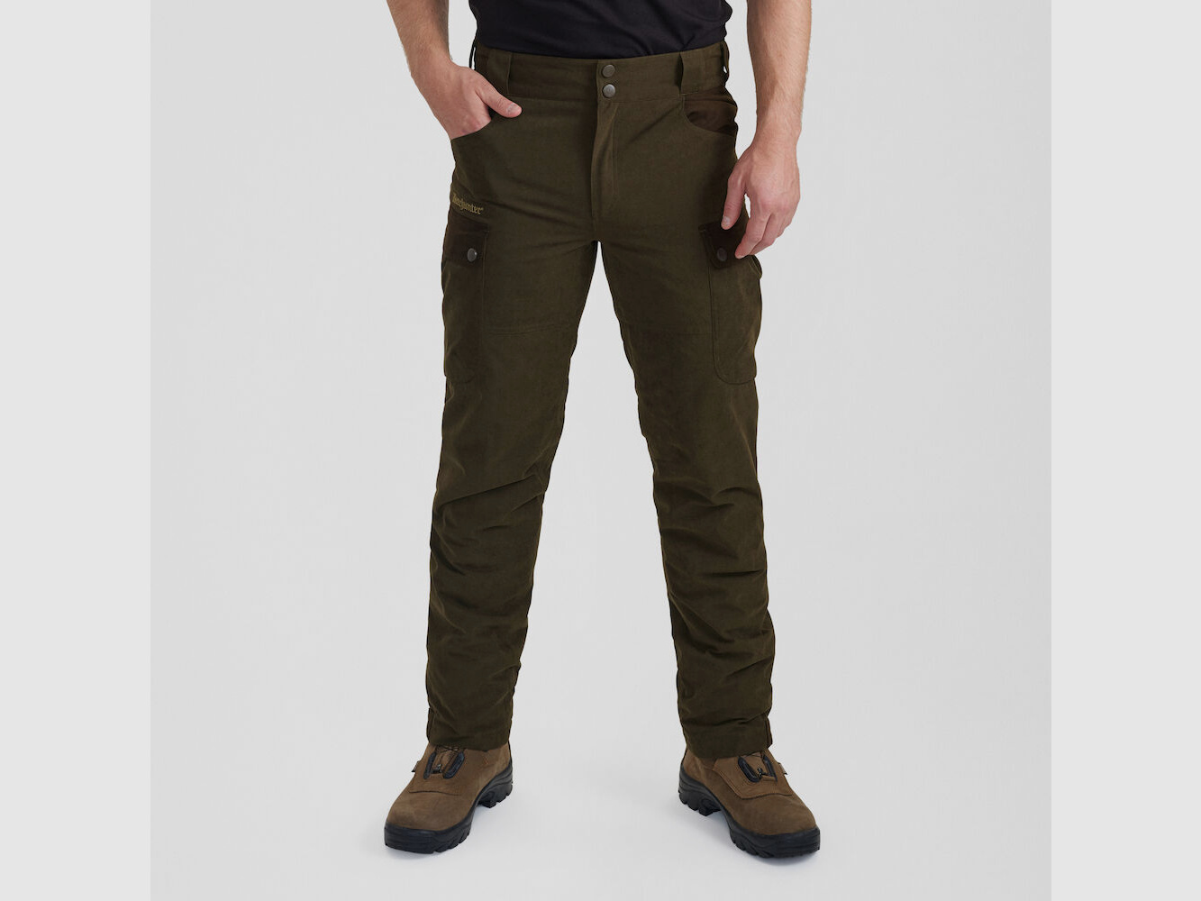 Eagle Hose - Tarmac Green
                    –                 Kleidergröße Herren: 27