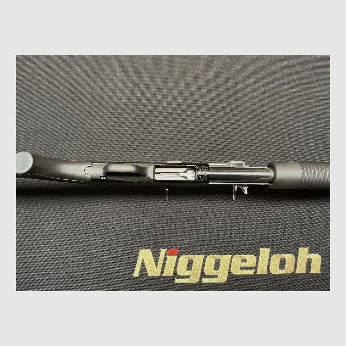 Mossberg Ohne 12/76