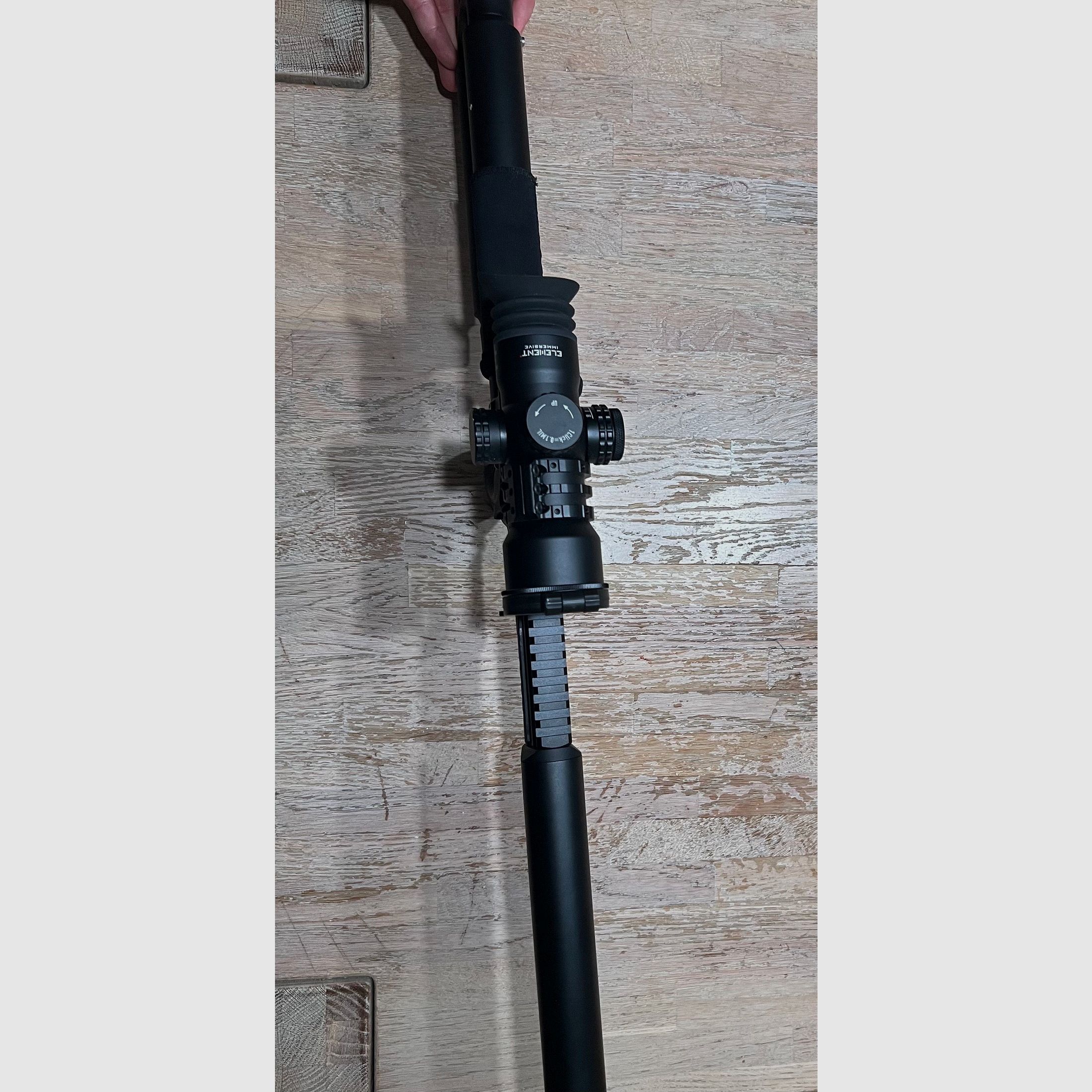 Leshiy 2 All Black - 350mm - 5,5 und ELEMENT Immersive Serie 14x50 MRAD