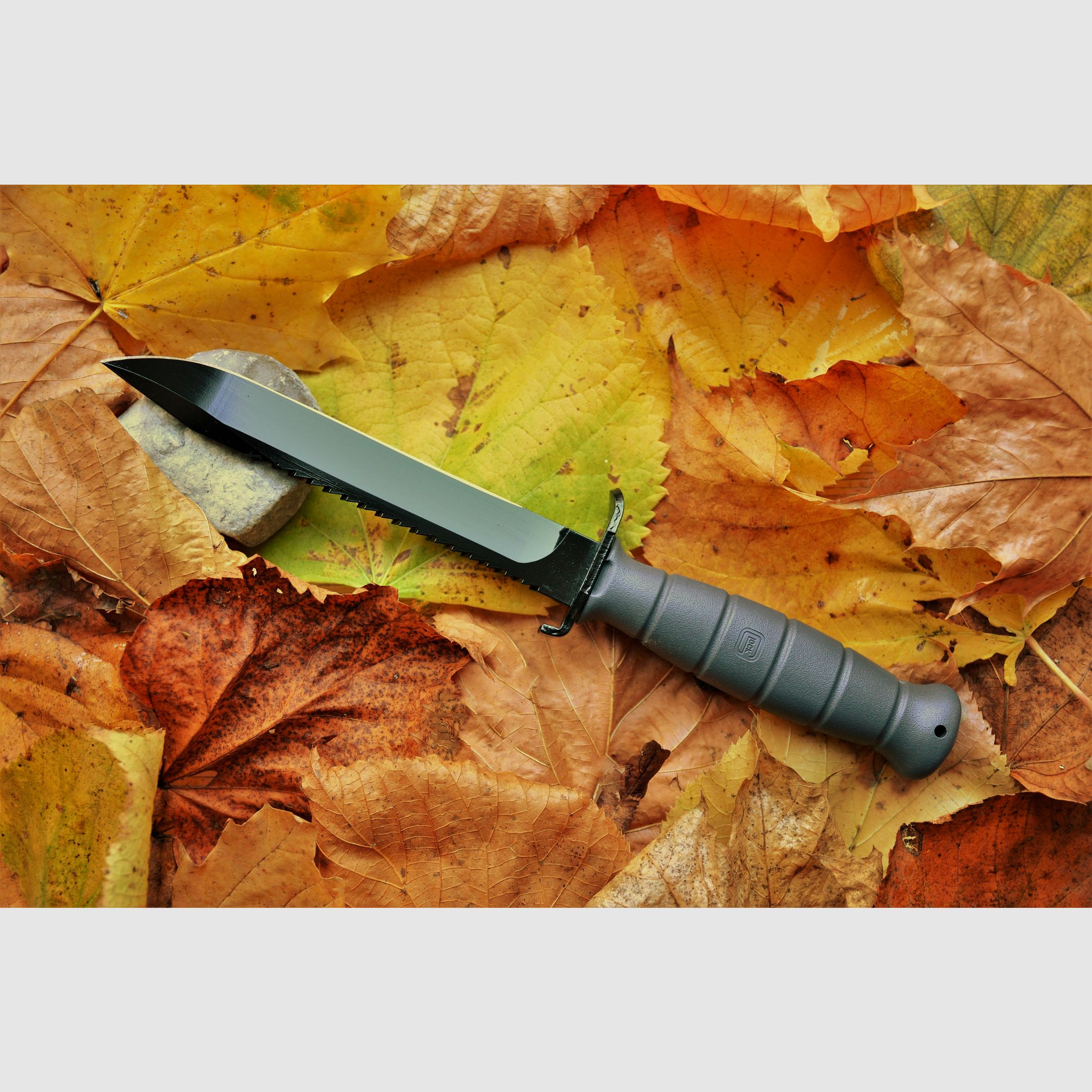 Glock Feldmesser FM 81 grau – Militärisches Mehrzweckmesser