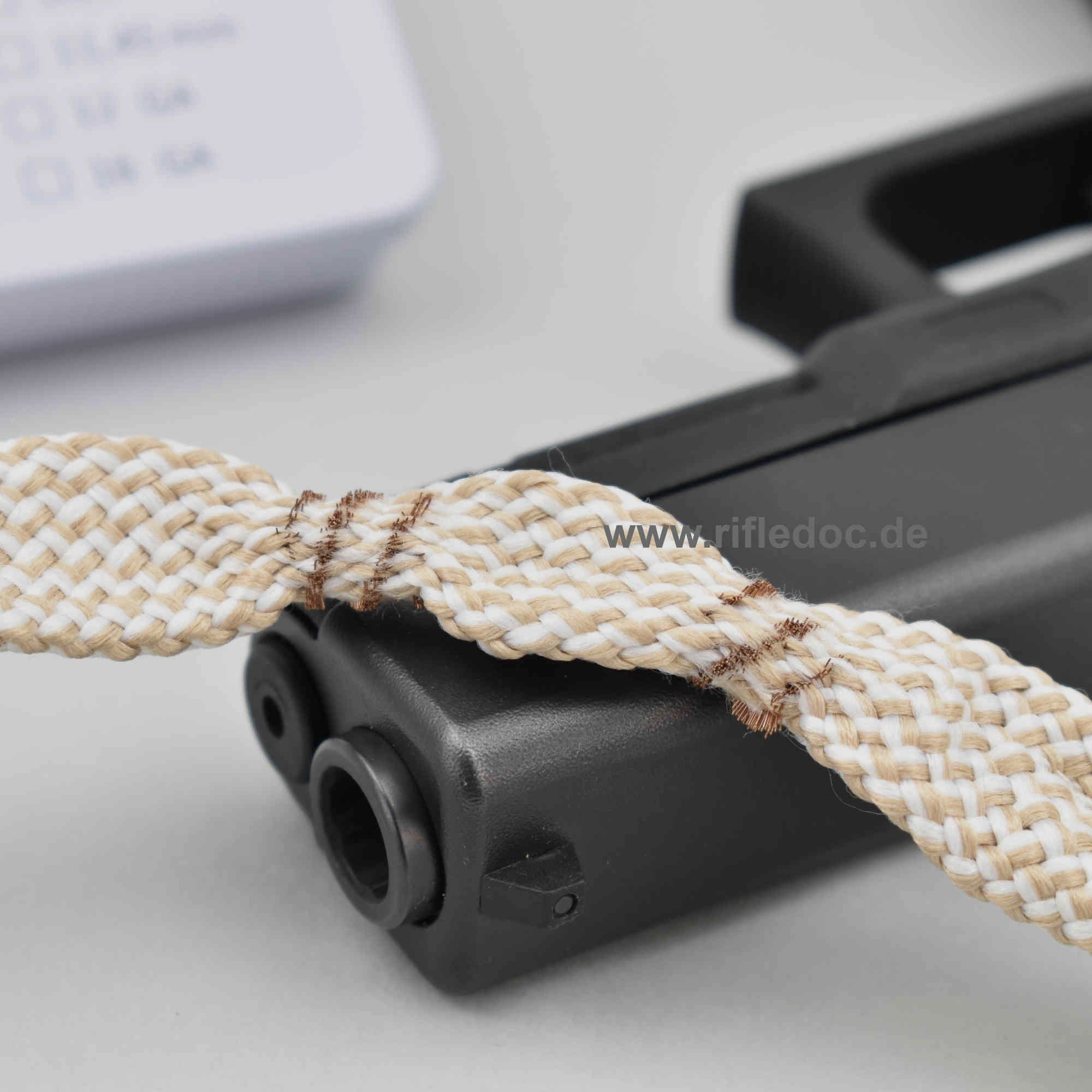 Pistooli 8 mm Cal .32  | Reinigungsschnur Kurzwaffe + Alu Dose