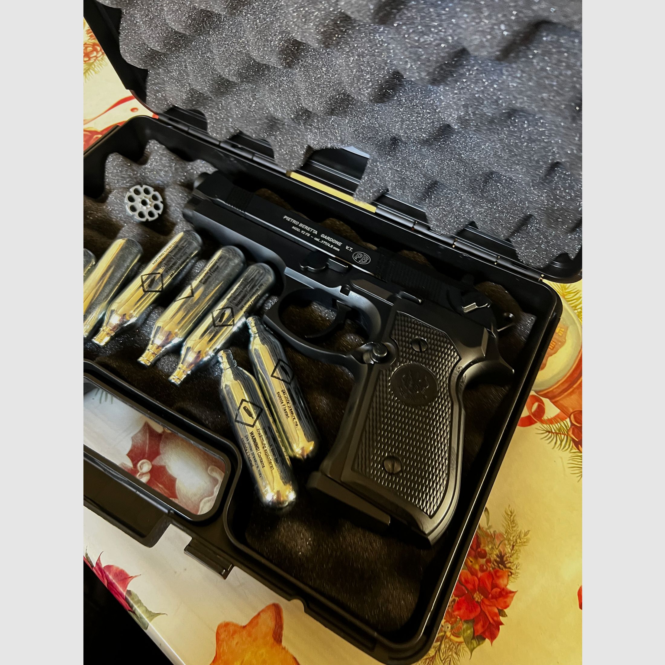 Beretta M 92 FS 4.5 mm Diabolo CO2 air pistol