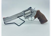 Revolver Smith&Wesson 686-4  6" barrel length caliber .357 Magnum