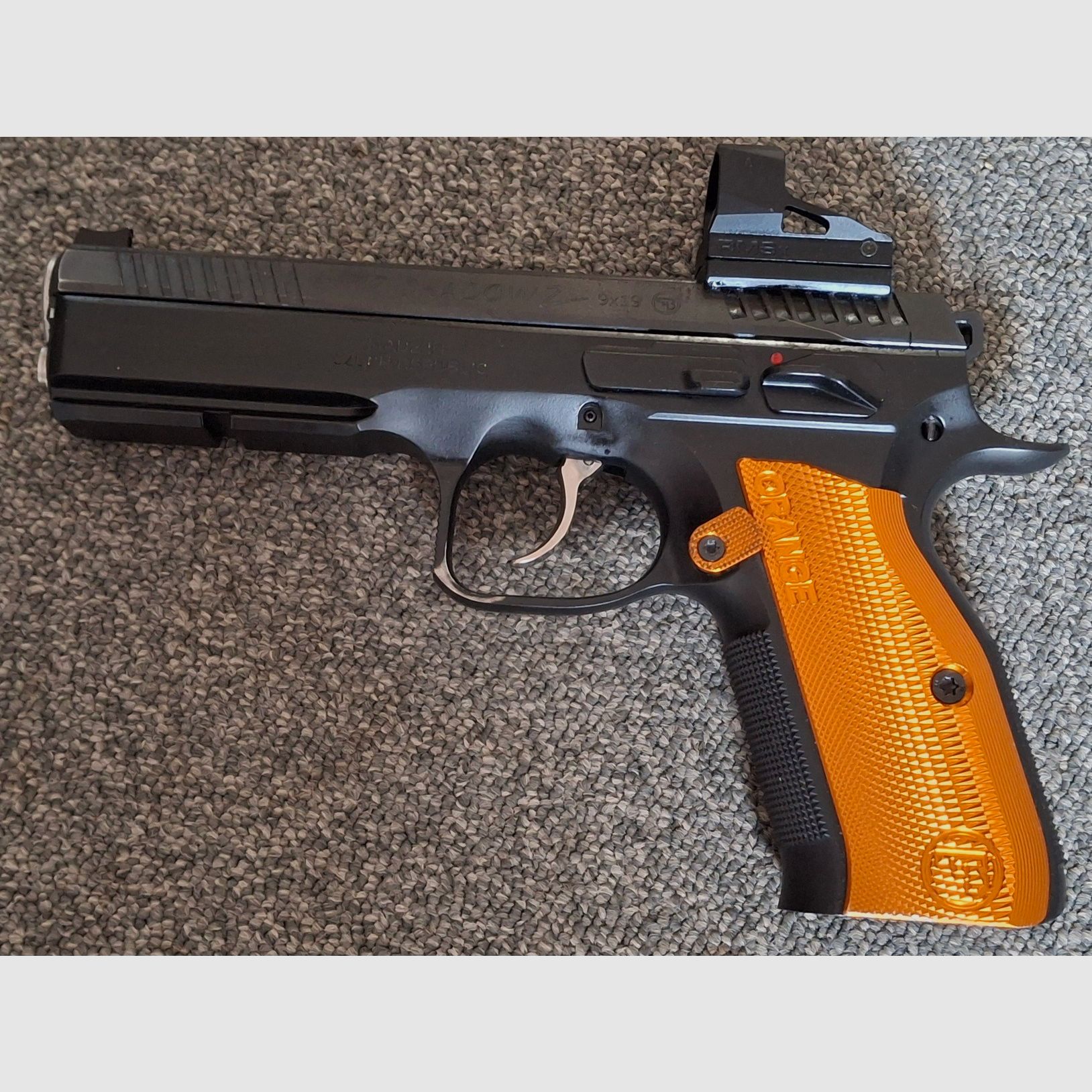 CZ Shadow 2 orange mit Optic