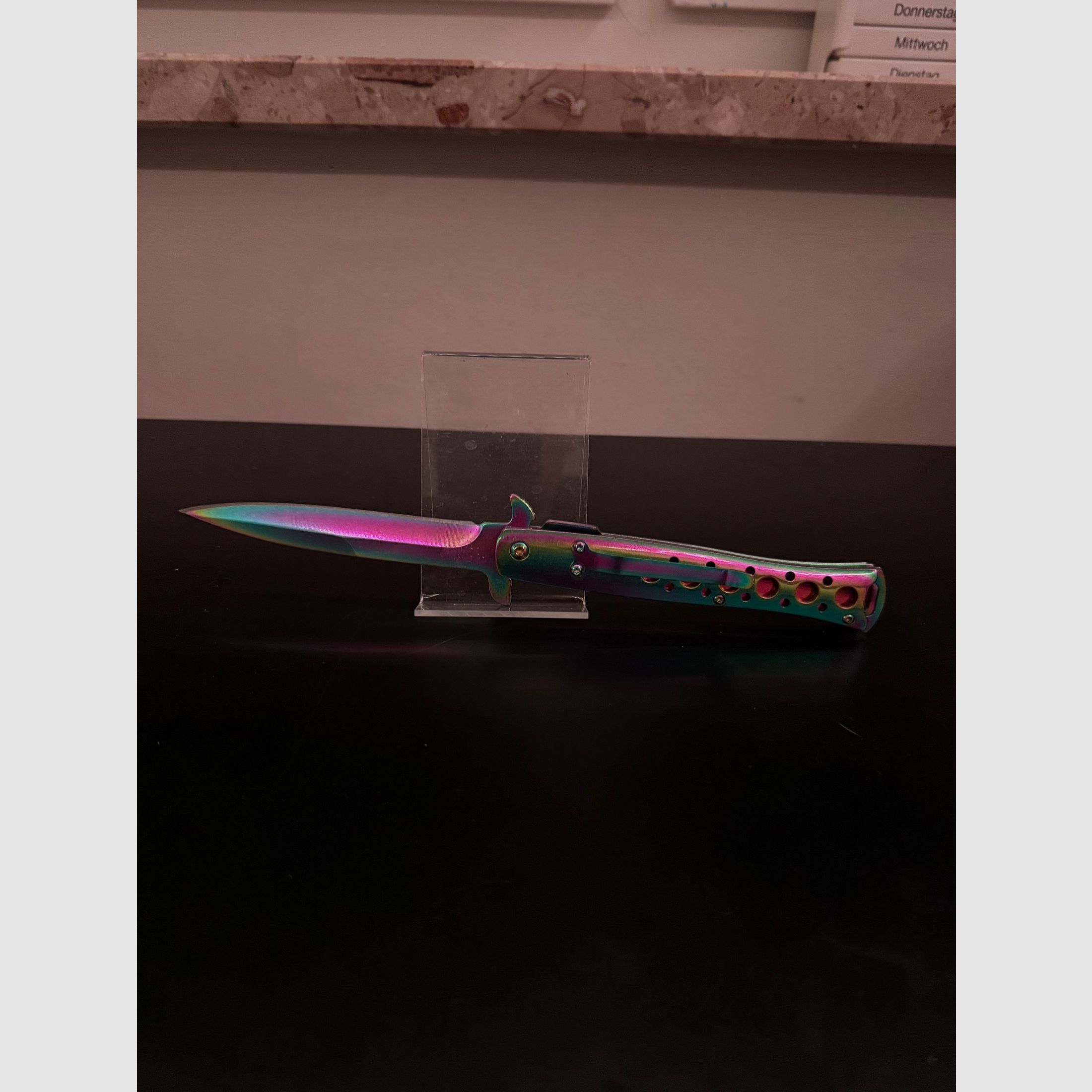 One-handed knife (Rainbow), image 2 of 3