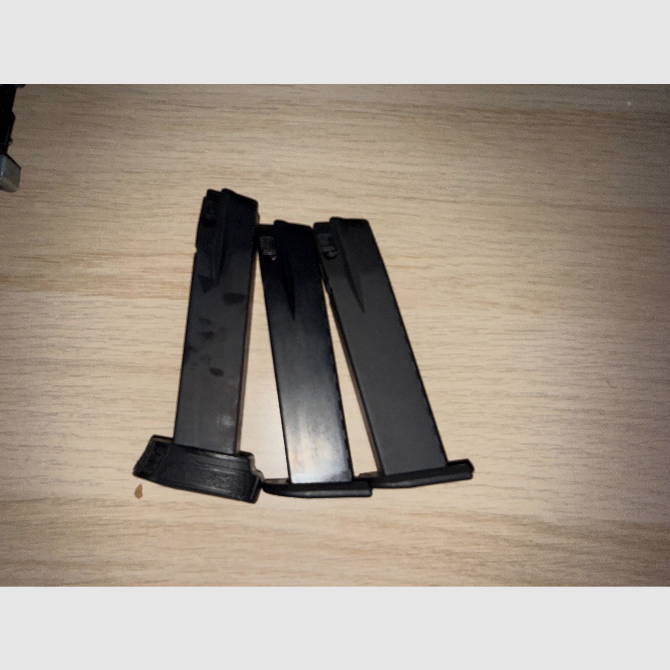Walther P99 blank 9 mm P.A.K. – níquel – incl. 3 magazines