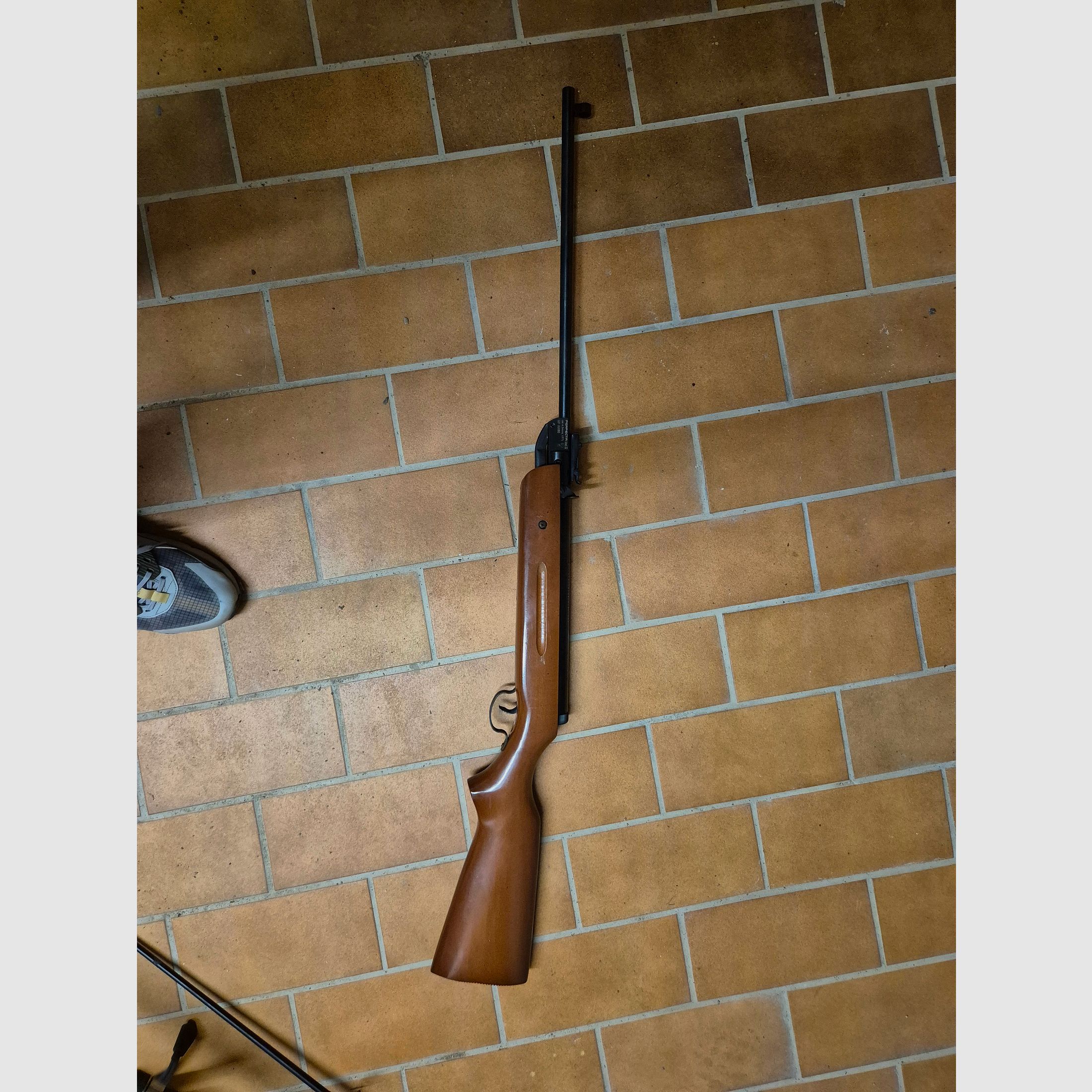 Perfecta Model 32