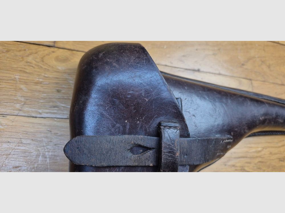 Sehr schönes Holster für die Pistole Luger P08 lang, auch Artillerie genannt – Hergestellt von MÜLHENFELD & CO in BARMEN im Jahr 1915 – Holster des 1. Typs komplett mit seinen Werkzeugen – Sehr schönes Leder in TBE und weich – Noch braun (selten) – Nominativ und zugewiesen an F.A.R 58 – Frühes und wunderschönes Stück in TBE++FAR, Bild 13 von 22