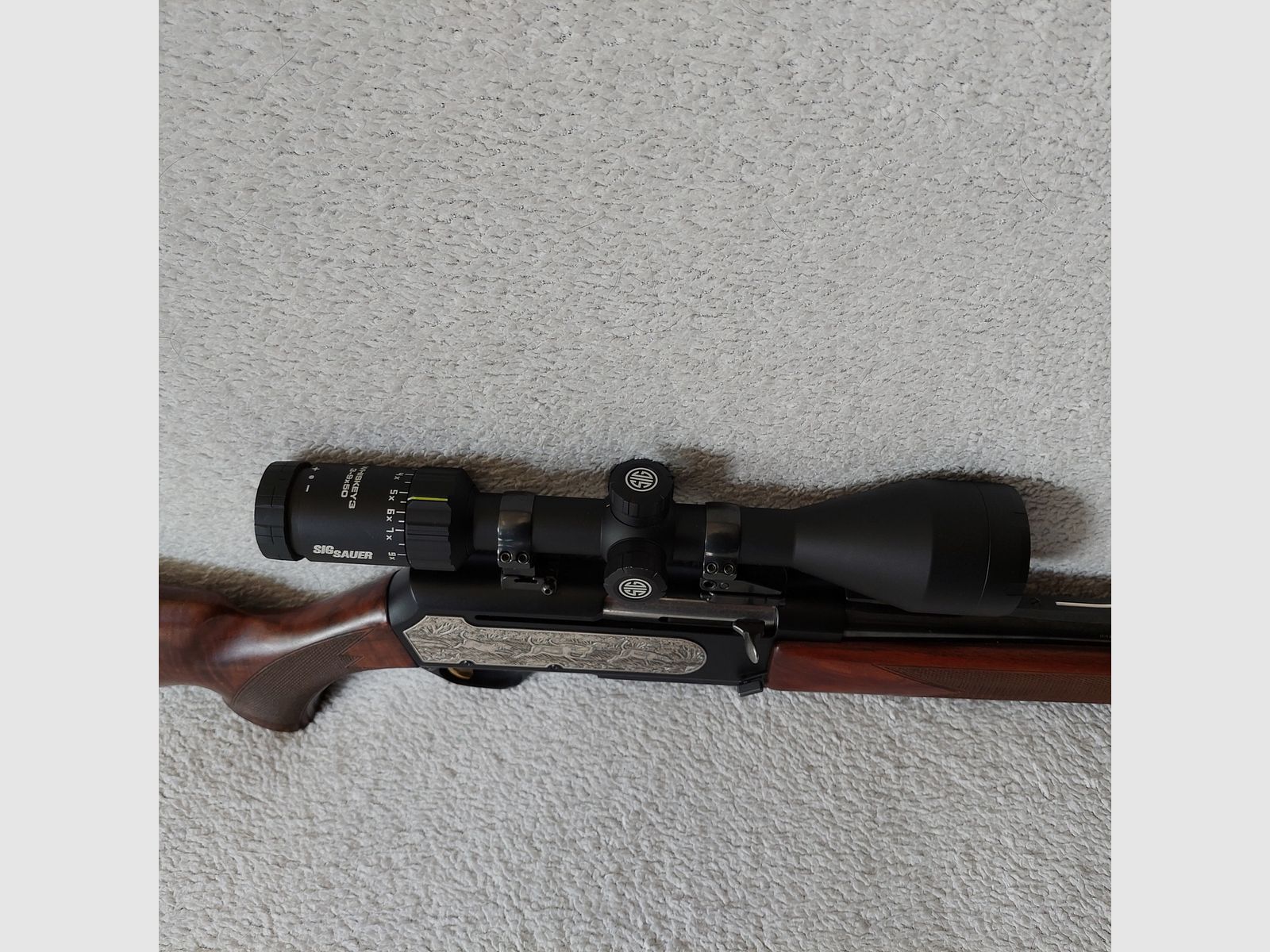 Semi-automatic Browning Bar 2
