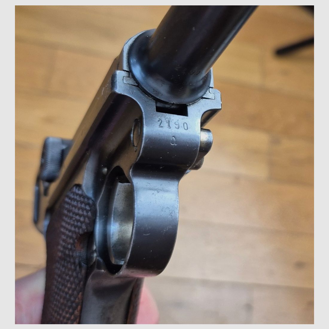 Zeer mooie Luger P08 – Fabricage "S/42" door Mauser – Zeer zeldzaam exemplaar in "G" voor 1935 – Frame type 1908-1918 nog niet versterkt na 1936 – Een van de 54.070 geproduceerde in 1935 – Zeldzaam wapen – TBE+, afbeelding 29 van 30