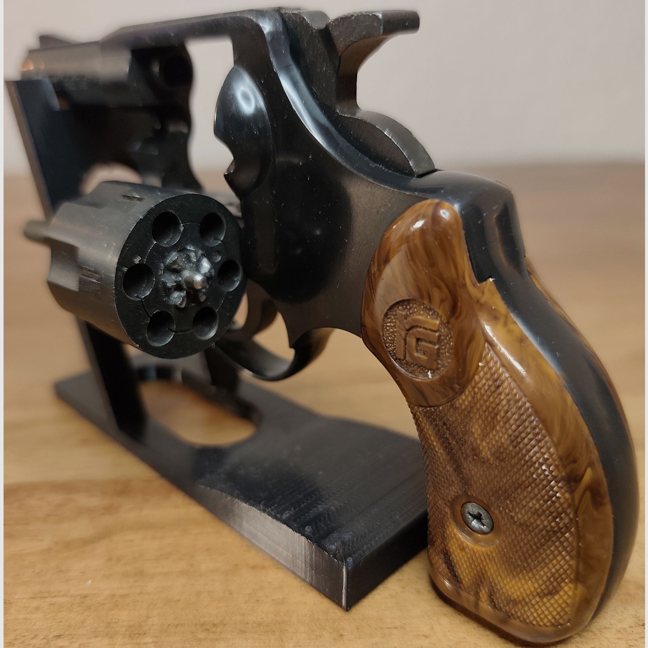 Röhm RG 76 Revólver Calibre 6mm PTB 140/2