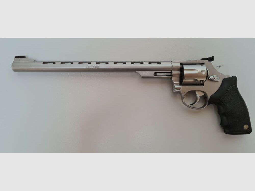 Taurus 980