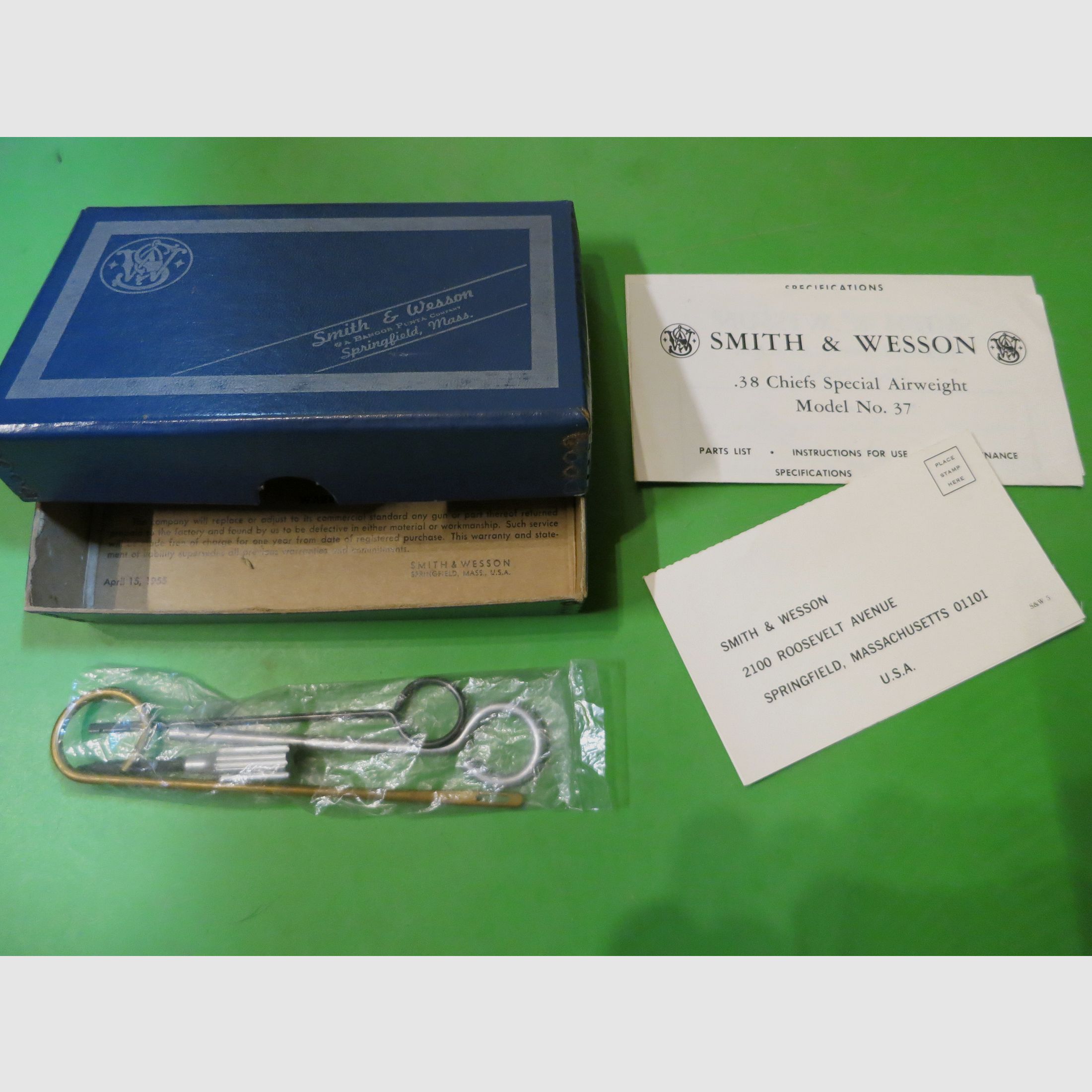 Smith&Wesson Mod. 37 Airweight CTG, .38 Special, 2" Lauf, Jäger/Sammler, wie neu   #54-