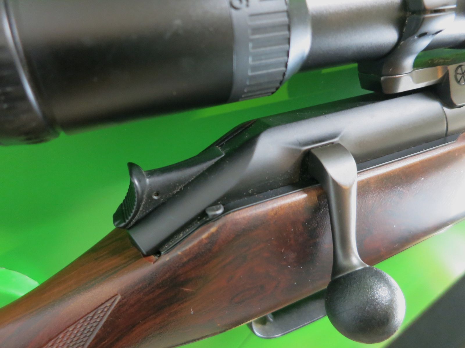 Blaser R3; 9,3x62, met ZEISS Varipoint V