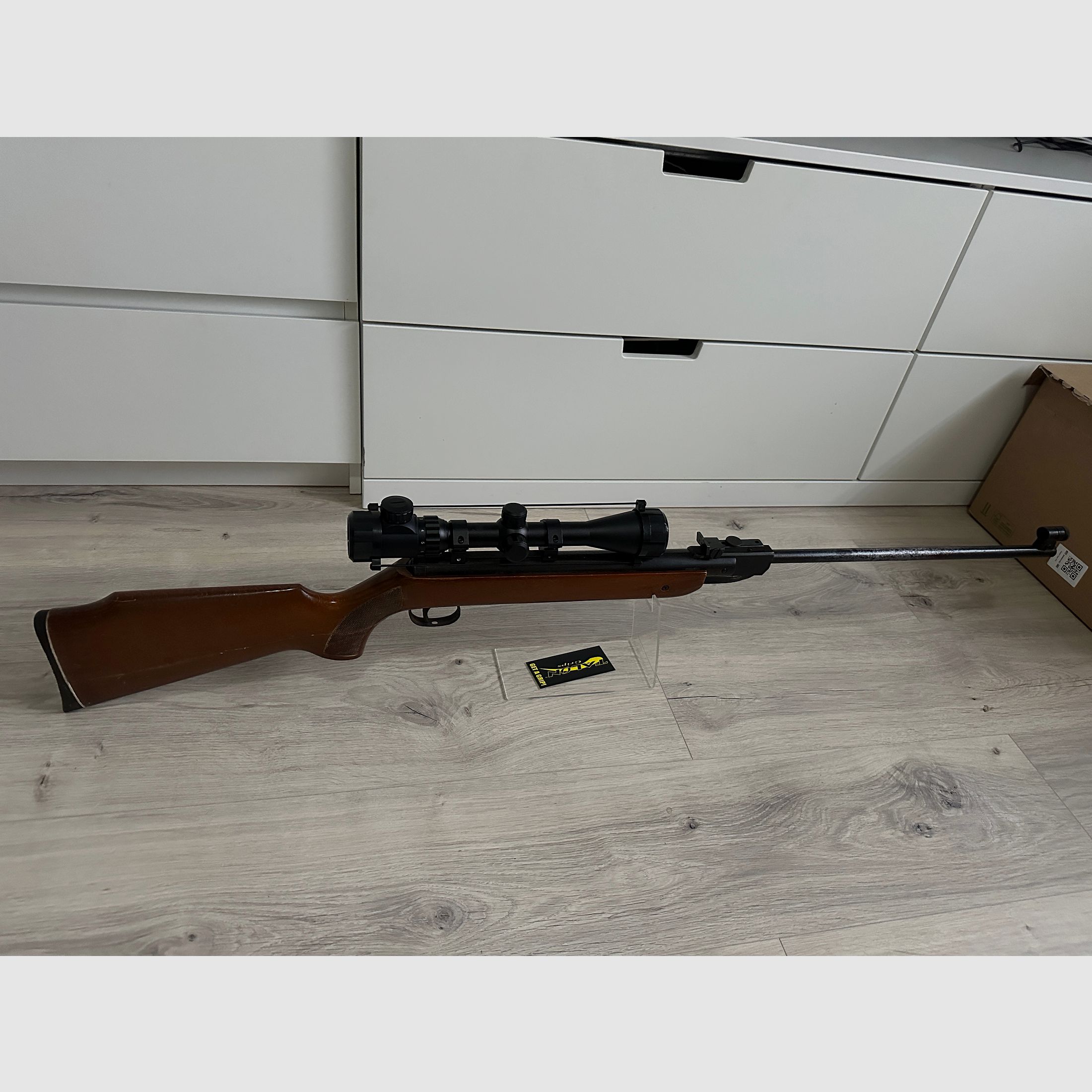 Diana 35 karabinek pneumatyczny 03/1983 4,5mm, Diana 35 karabinek pneumatyczny z lunetą 3-9x40 EG, Diana karabinek pneumatyczny z lunetą 3-9x40EG, karabinek pneumatyczny z lunetą 3-9x40