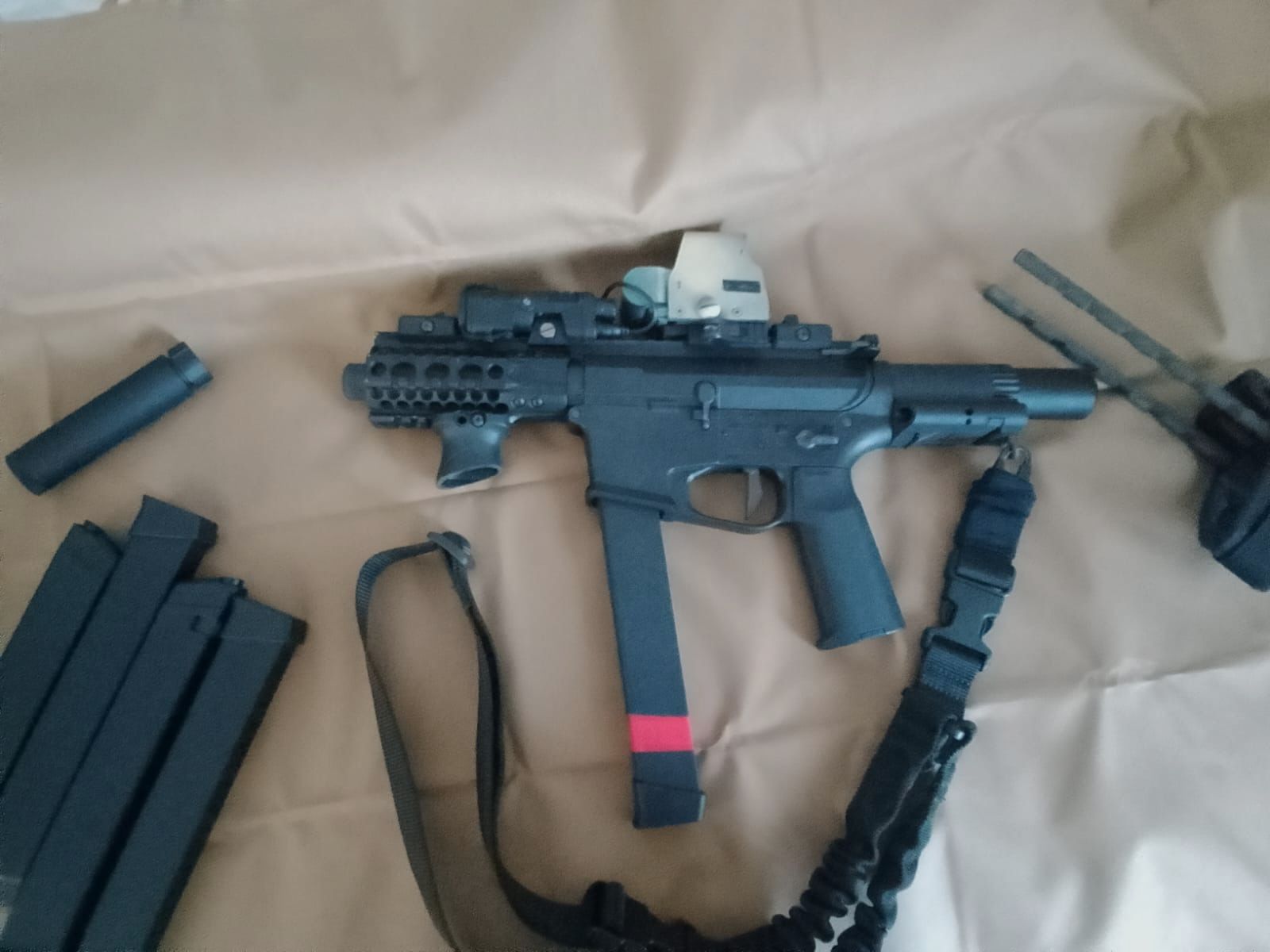Ar9 /m45s  Il piccolo nero per lui.