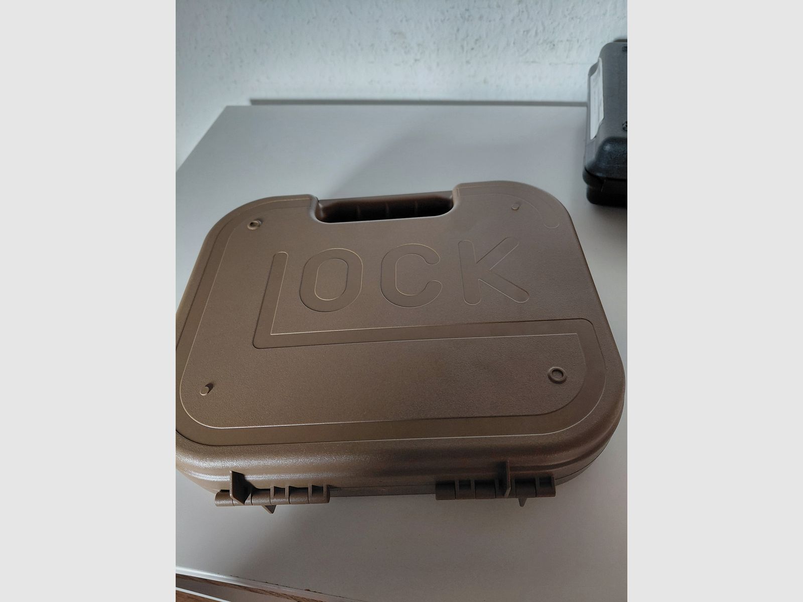 Schreckschuss Pistole Walther/ Glock Gen 5  /Umarex  /Retay  /  Ekol  Viper 2,5//   gratis dazu eine Airsoft beretta 