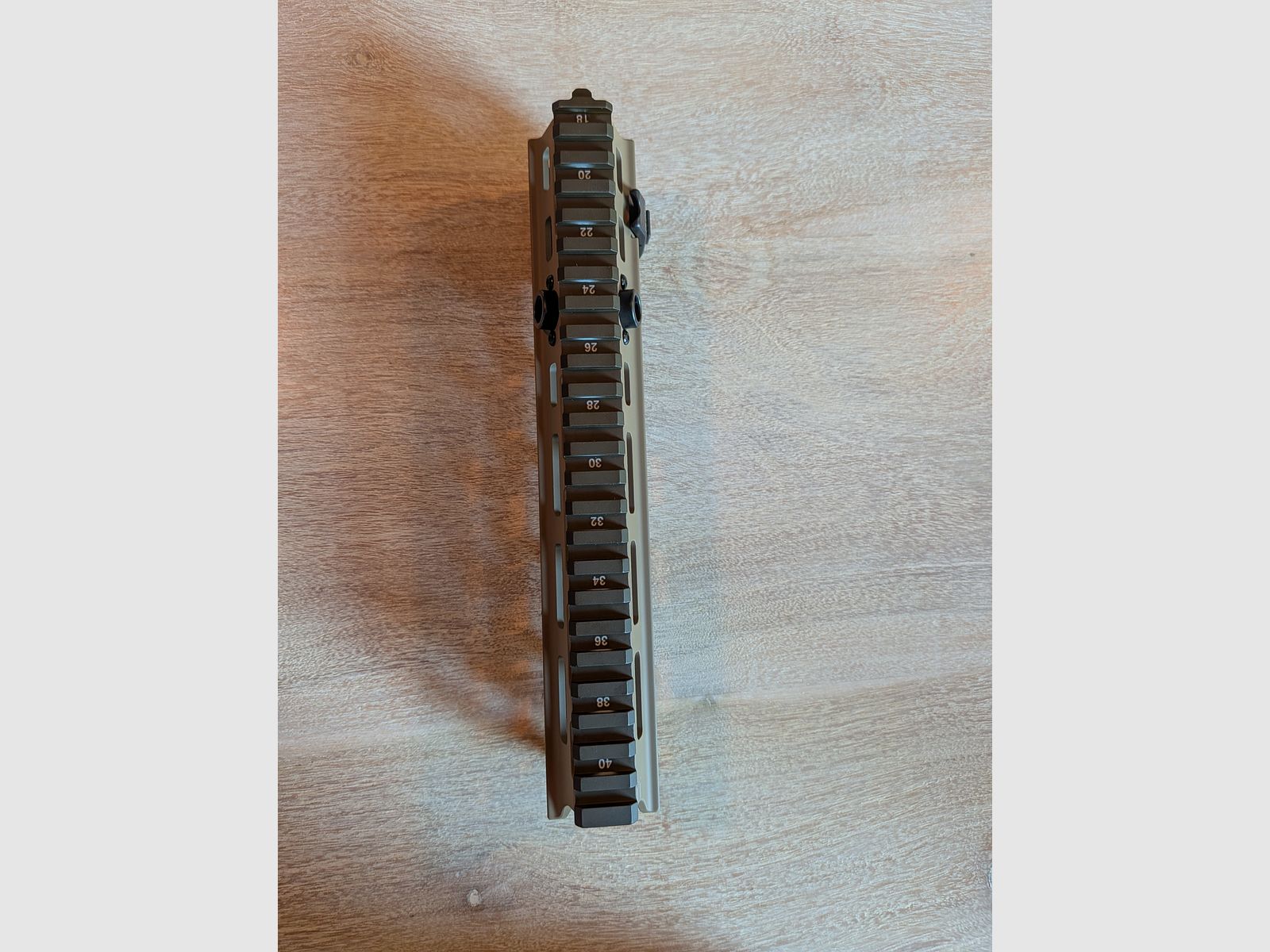 Heckler & Koch M-LOK handguard z szybkim mocowaniem do MR223 FDE, do lufy 11"/14,5"/16,5" (krótki handguard)