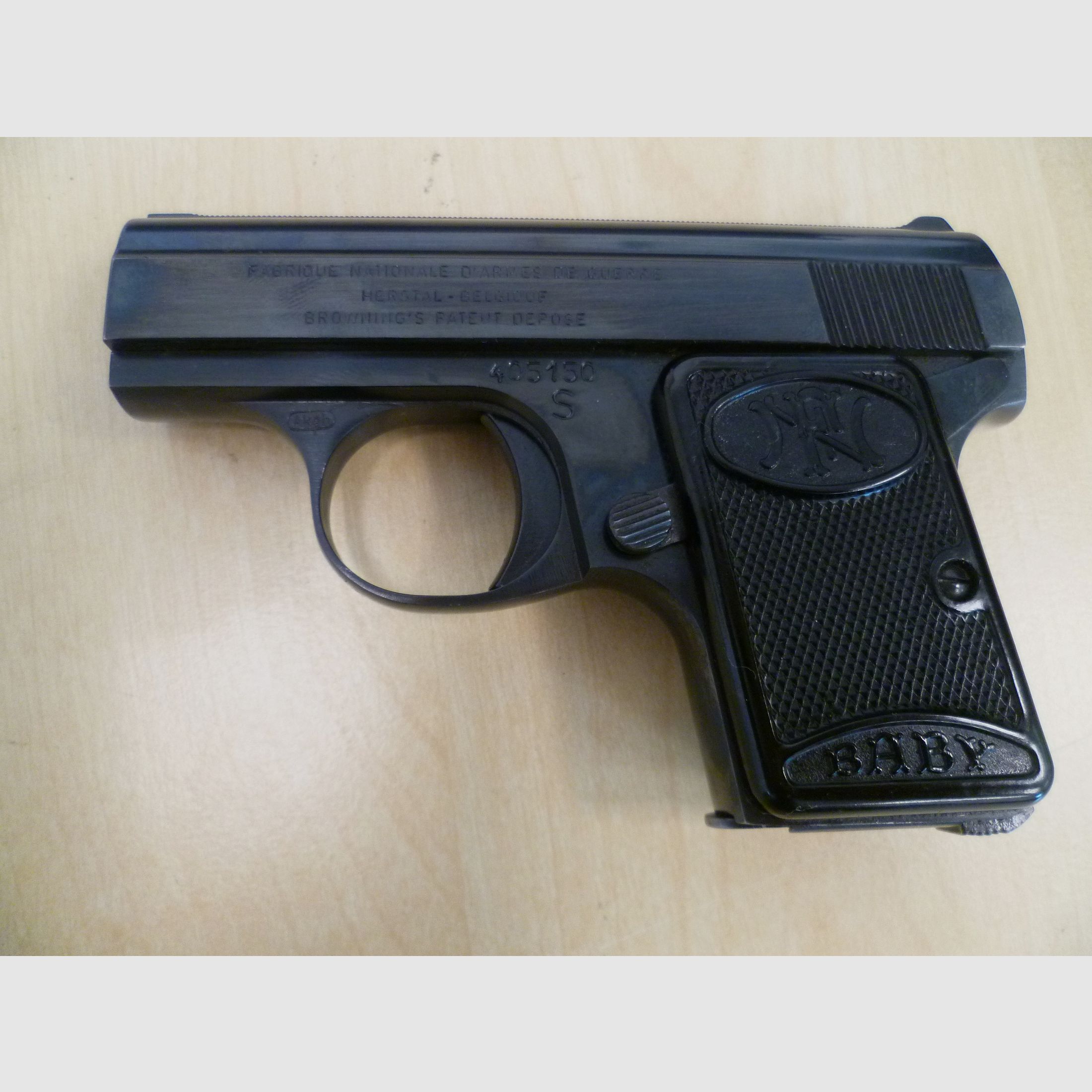 Pistole FN Baby 6,35 mm Browning