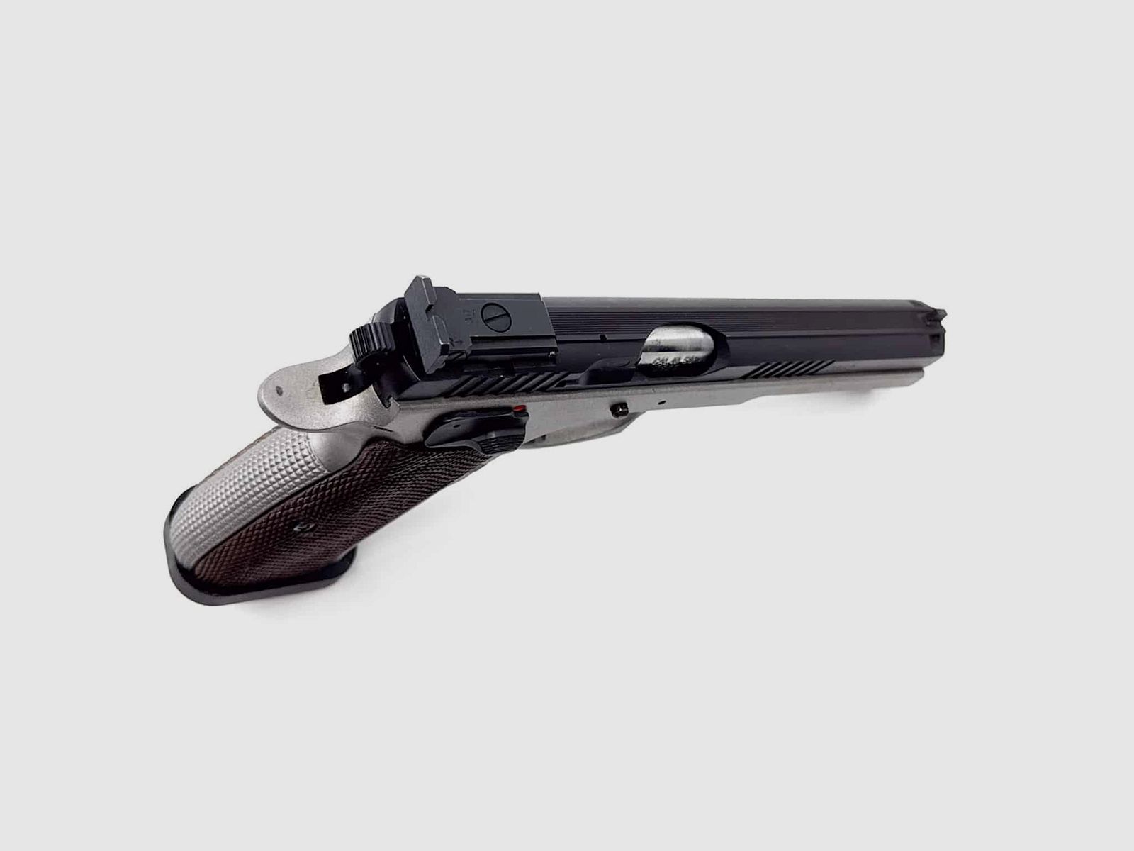 CZ 75 Standard IPSC .40 S&W, Occasion incluant 8 chargeurs de rechange, image 4 sur 4