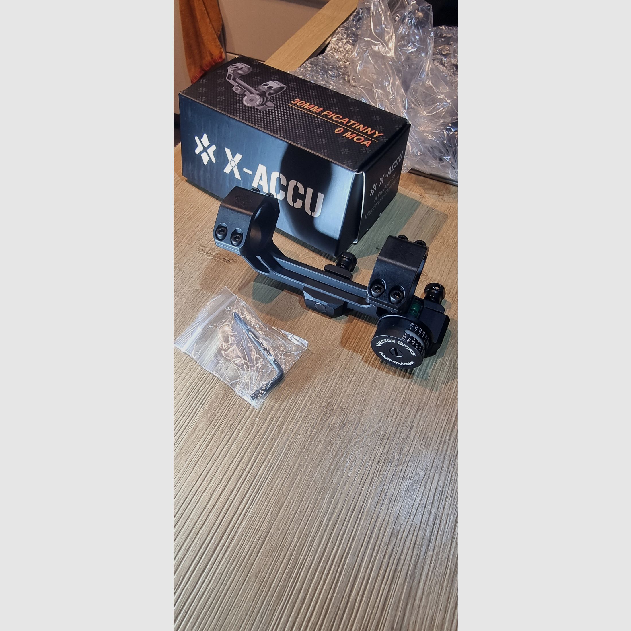 Vector Optics X-Accu Blockmontage 30mm mit Neigungswinkelanzeige und Wasserwaage