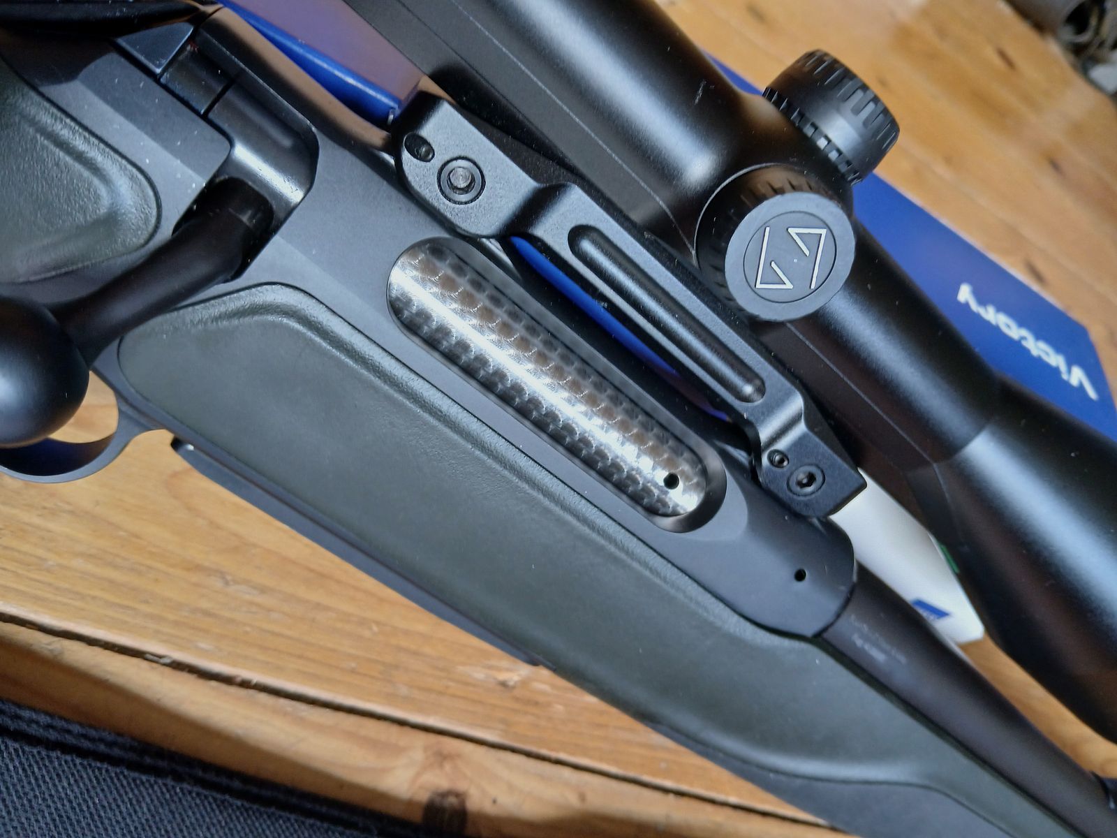 Sauer 404 Classic XT steel system, semi-barrel….