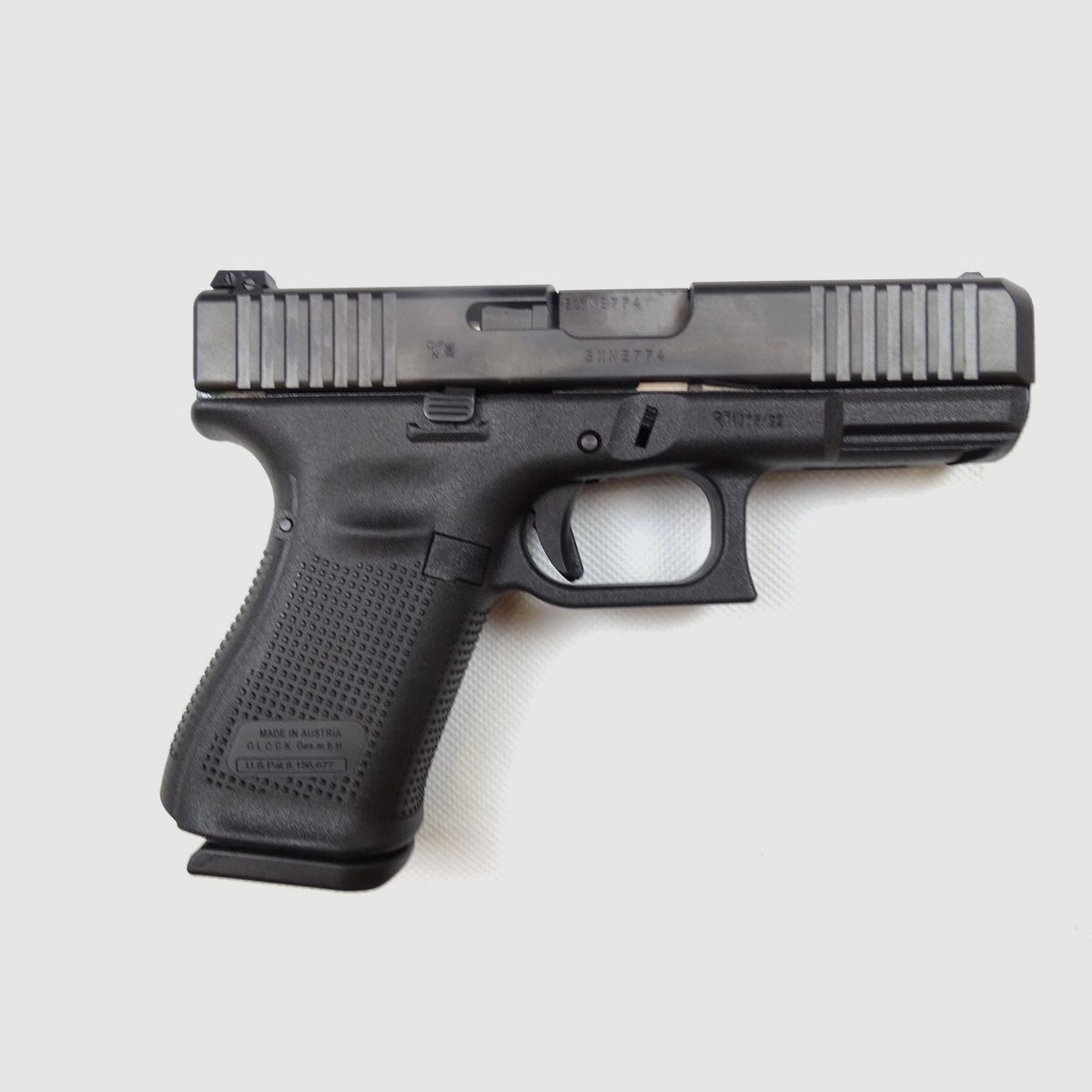 Glock 23 Gen. 5 caliber .40 S&W