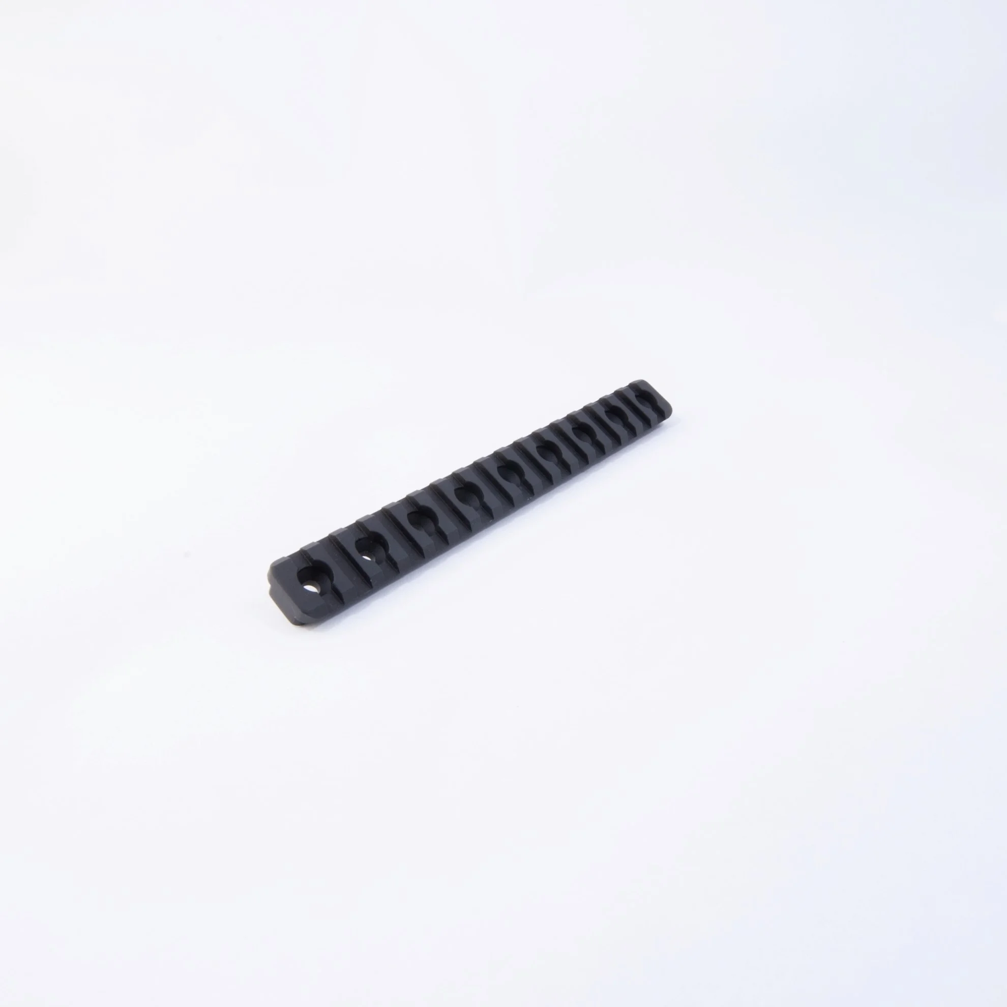 Corvus Defensio M-Lok-Picatinnyschiene 17 Slot