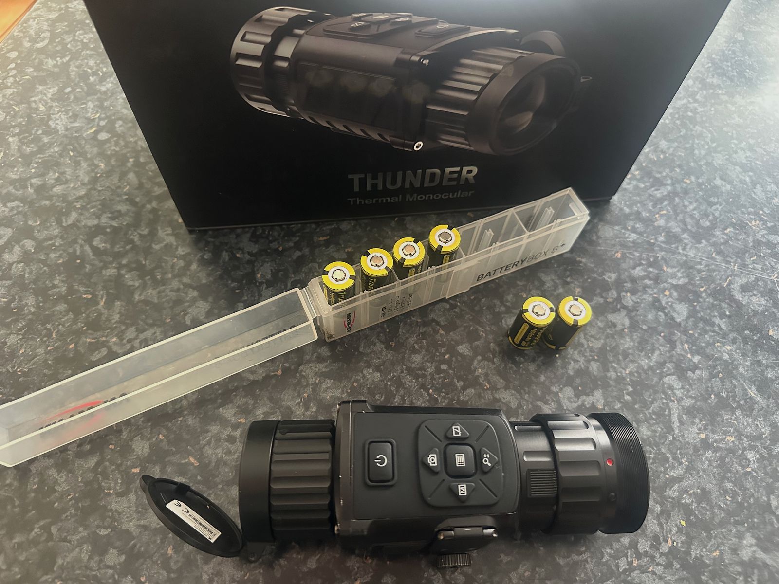 Hicmicro TE19 C thermal imaging attachment