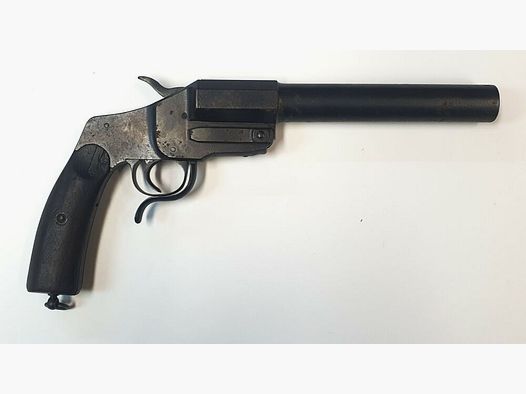 Waffenhauptfabrik Vienna Signal Pistol Weapons Main Factory Vienna, caliber 4 (Signal)