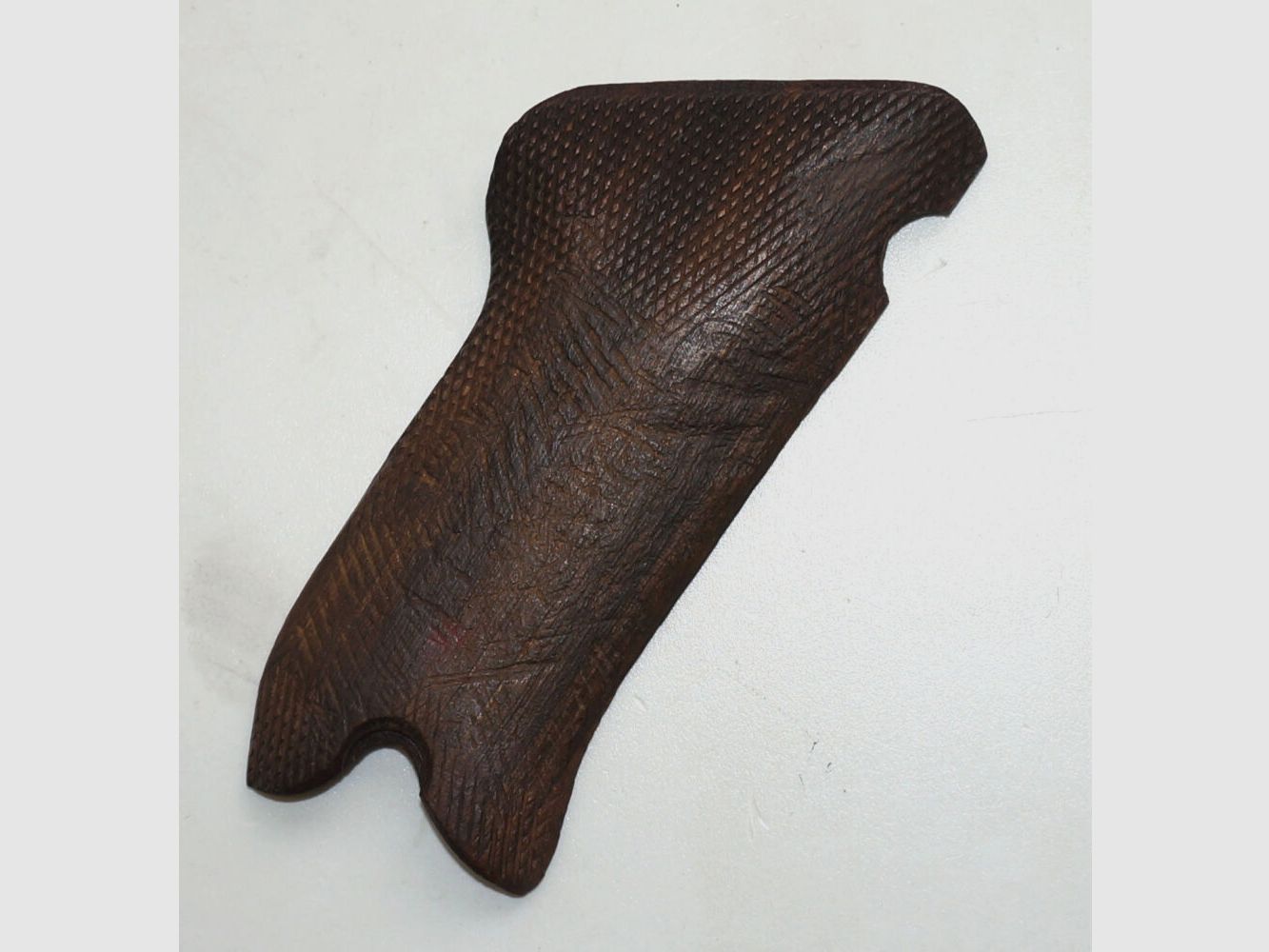 Fabbrica d'armi di Berna Lotto usato di impugnature per pistola d'ordinanza svizzera Parabellum 1900, 1906 cal. 7,65 mm Para P08