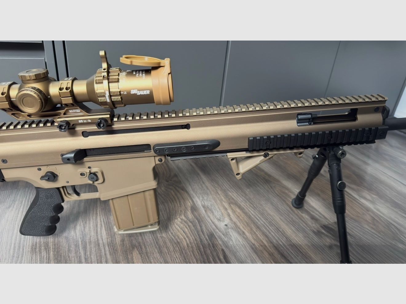 VFC MK20 SSR GBB + TANGO6T