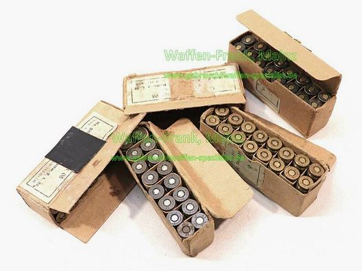 Cartuchos de pistola de colección diversos en alemán