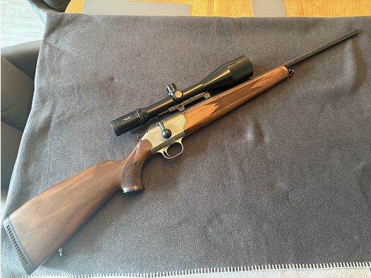 Blaser R93 bolt-action rifle Cal. 9,3x62 incl. Swarovski Habicht Nova 3-12x56 (red dot) & Kickstop