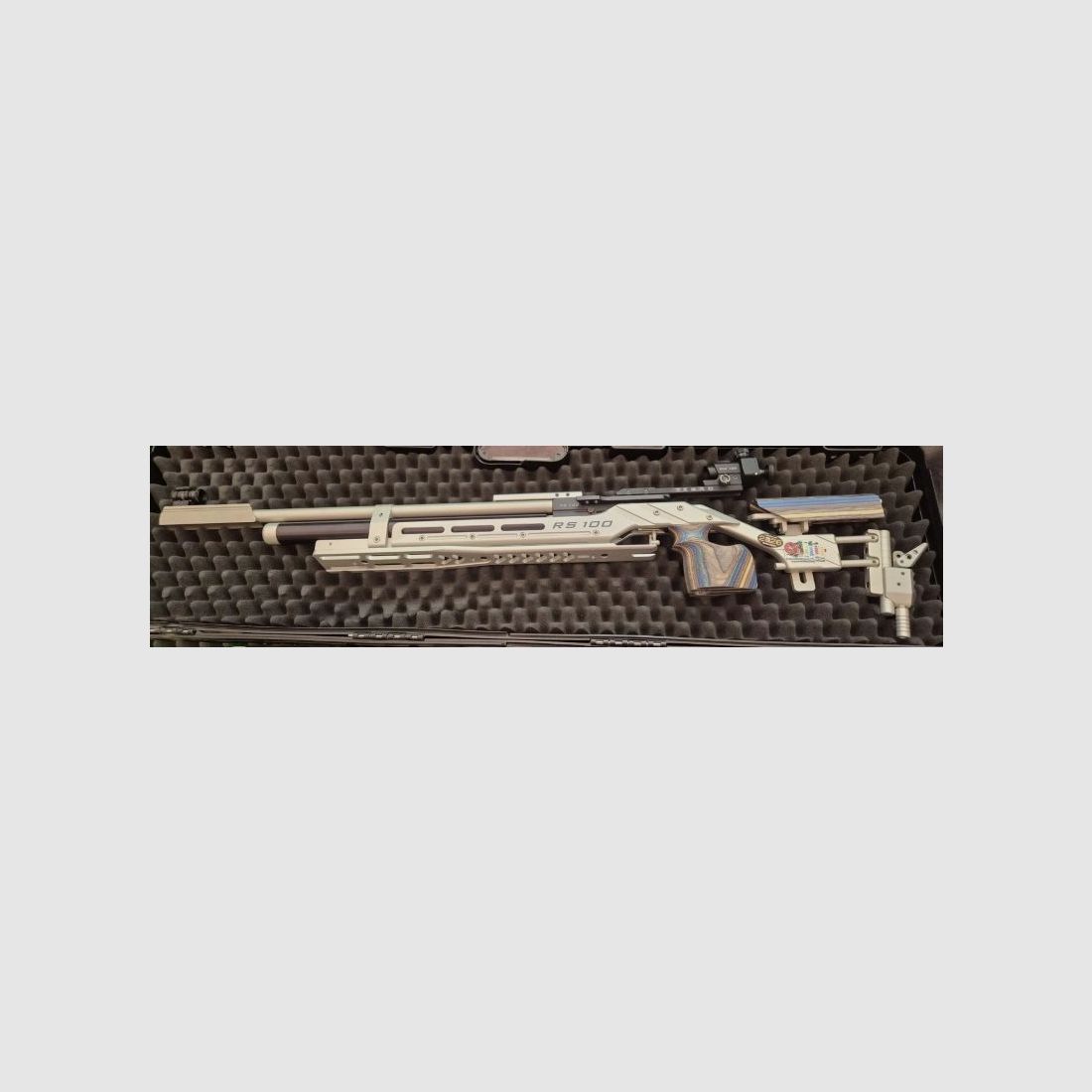 TESRO Rifle modelo RS100 Pro Alu soporte