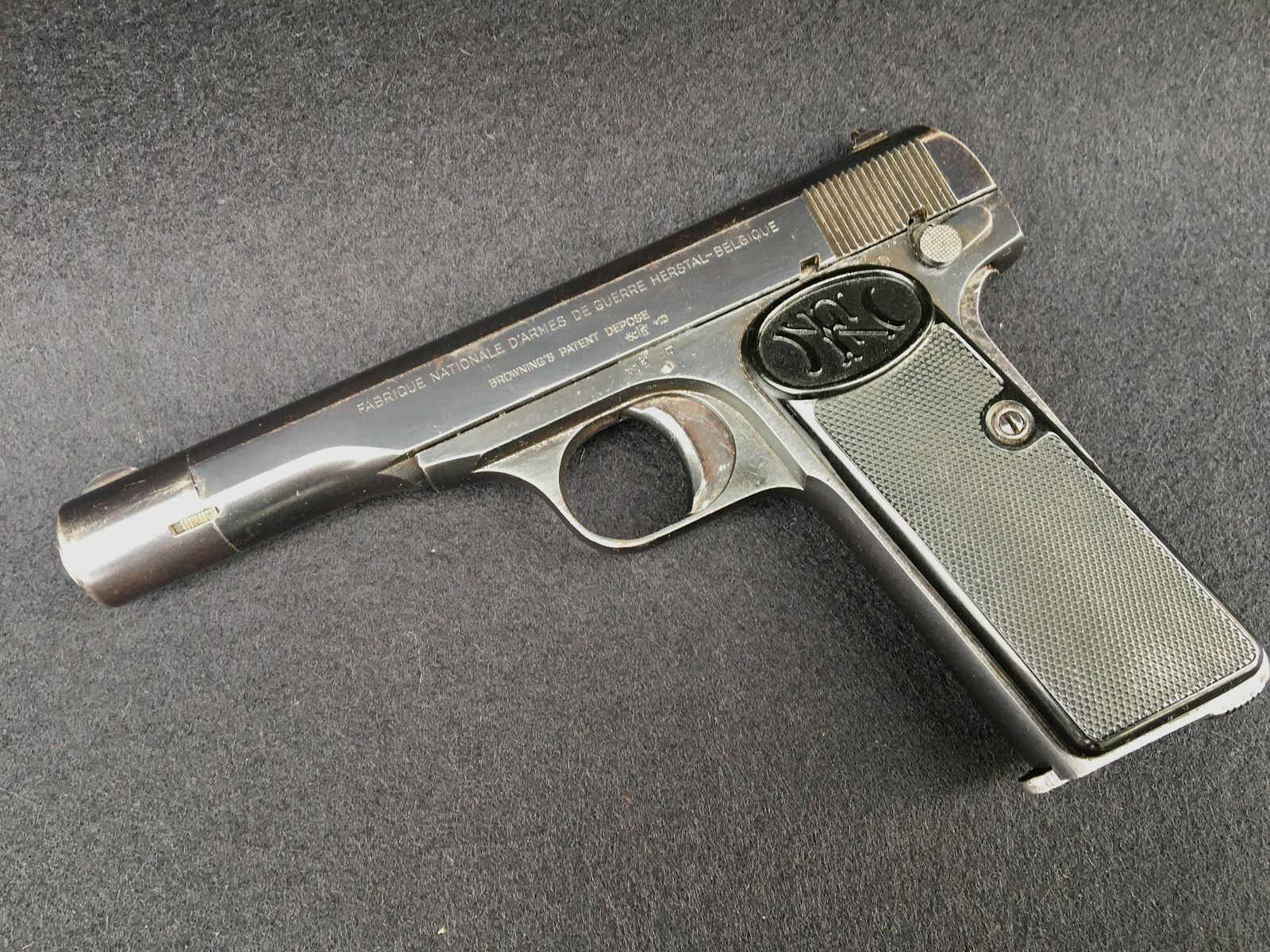 Pistole FN 10/22 7,65 Browning "Nasenbär"