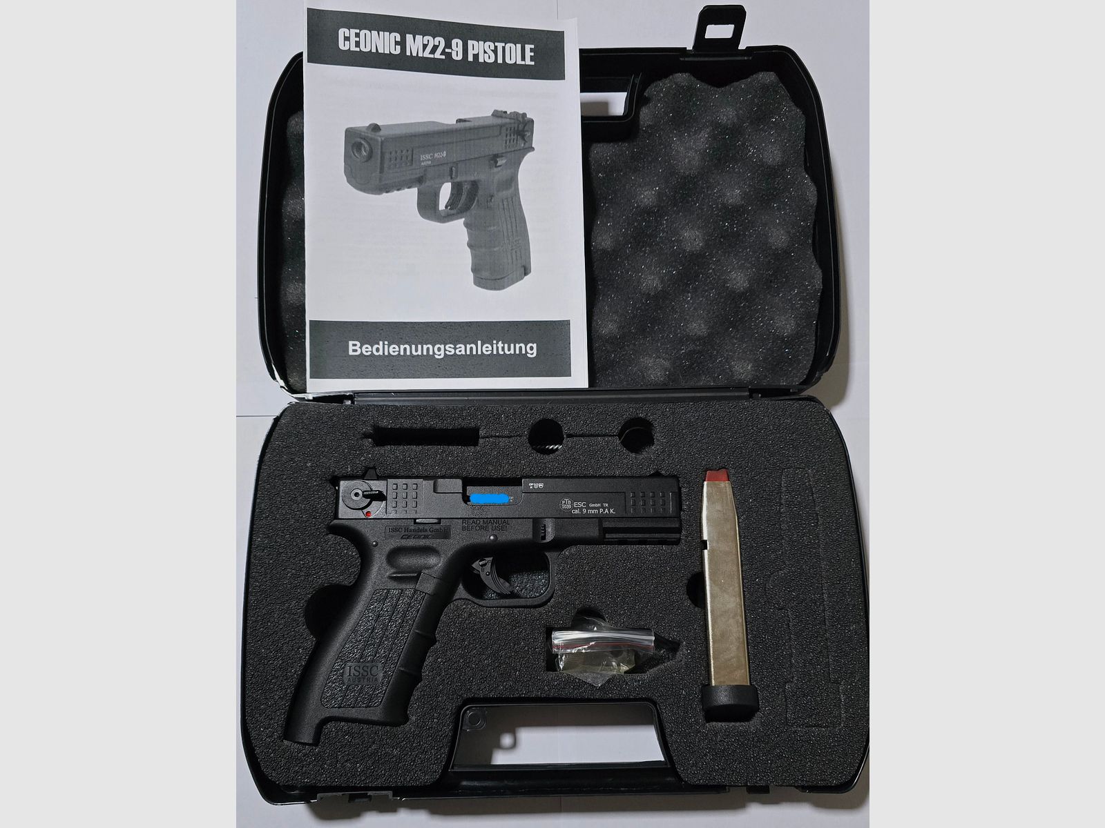 ISSC M22 9mm PAK Schreckschuss Selten