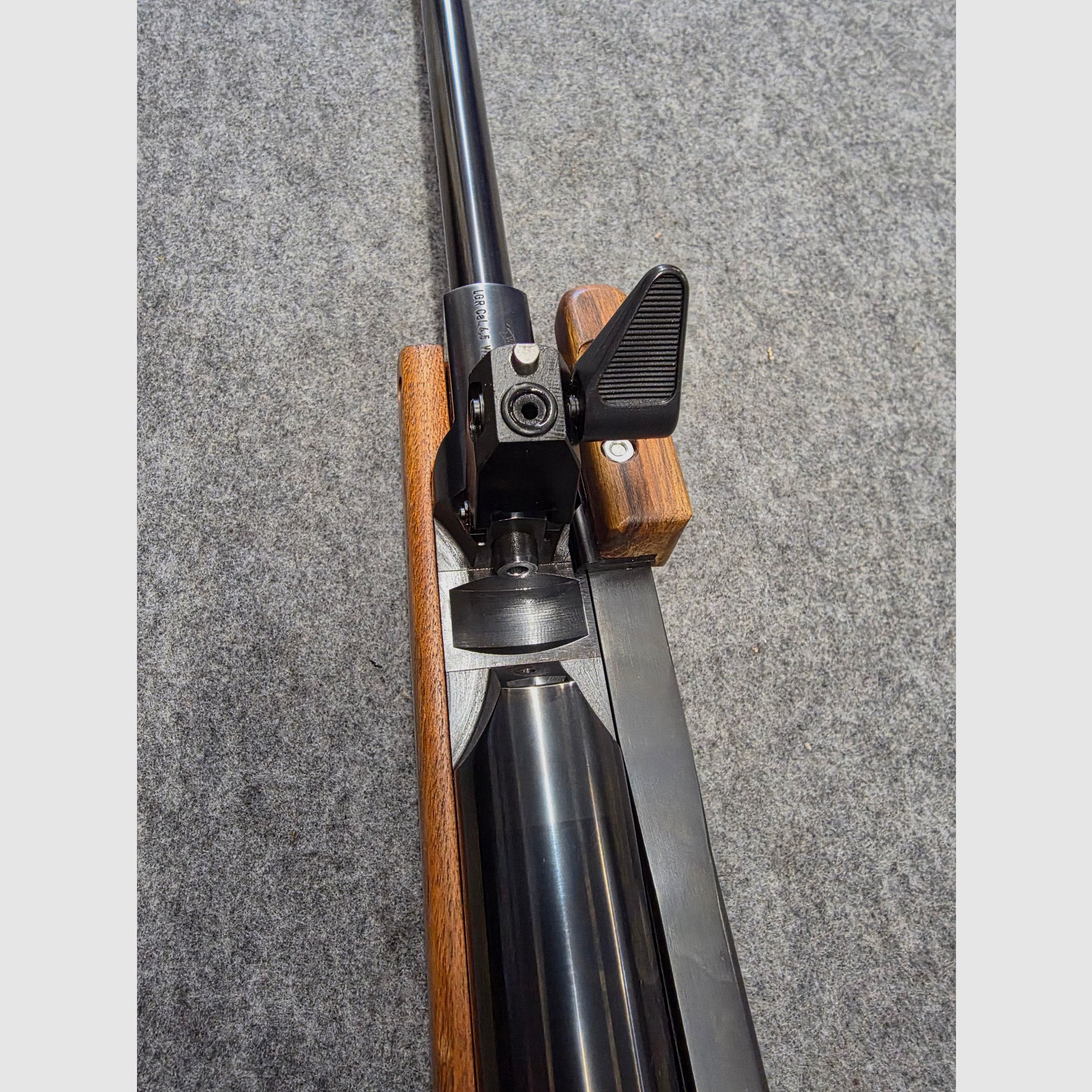 Match Luftgewehr Seitenspanner Walther LGR  sehr selten im tollen Zustand, kaum benutzt.