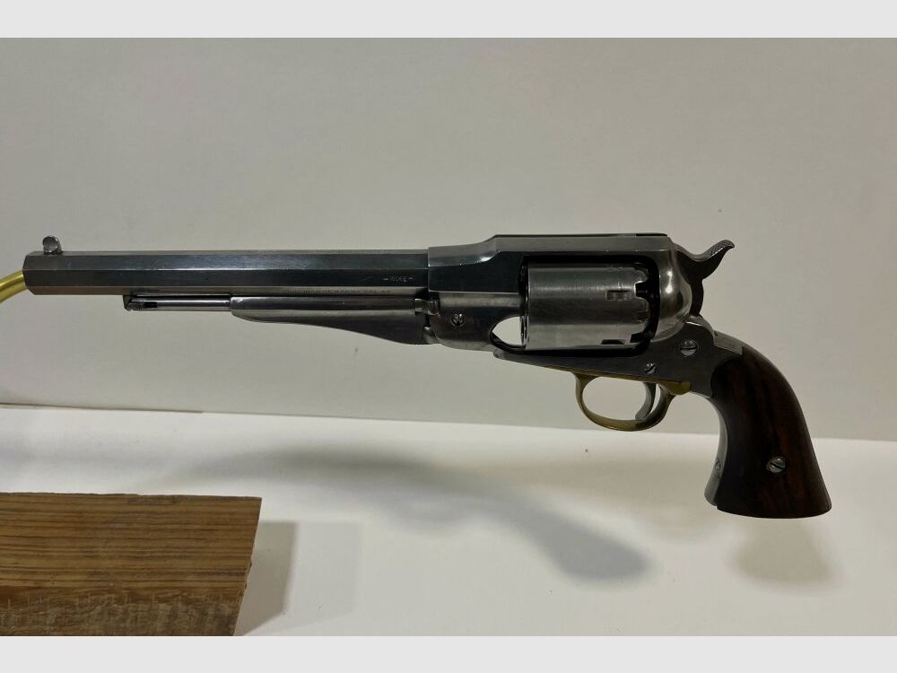 A. Uberti caliber .44 Black Powder model 1858 NEW Army stainless steel .44 (BlackPowder)