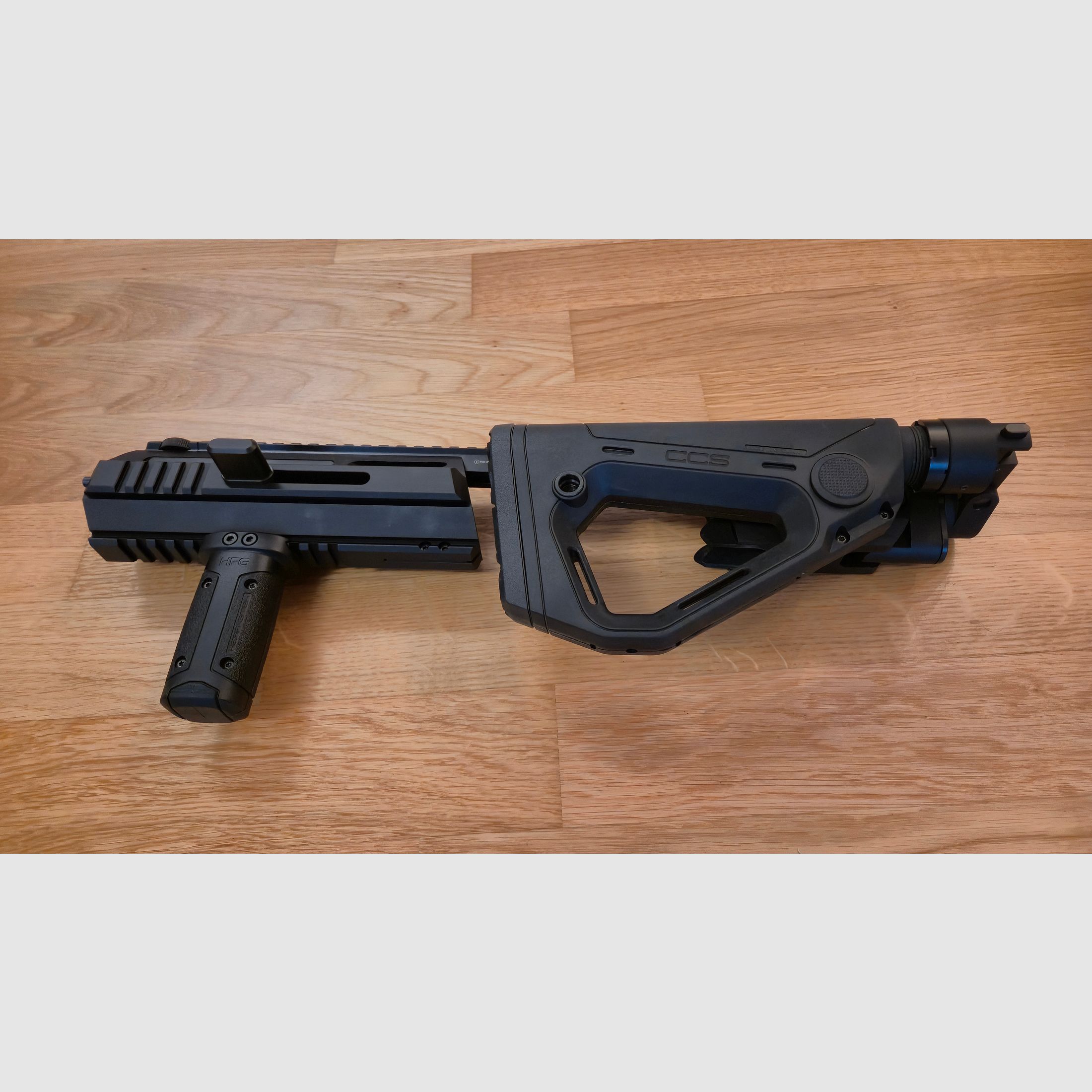 HERA ARMS TRIARII RTU, Pistolen-Schaft CZ Shadow 2 + Klappschaft-Adapter