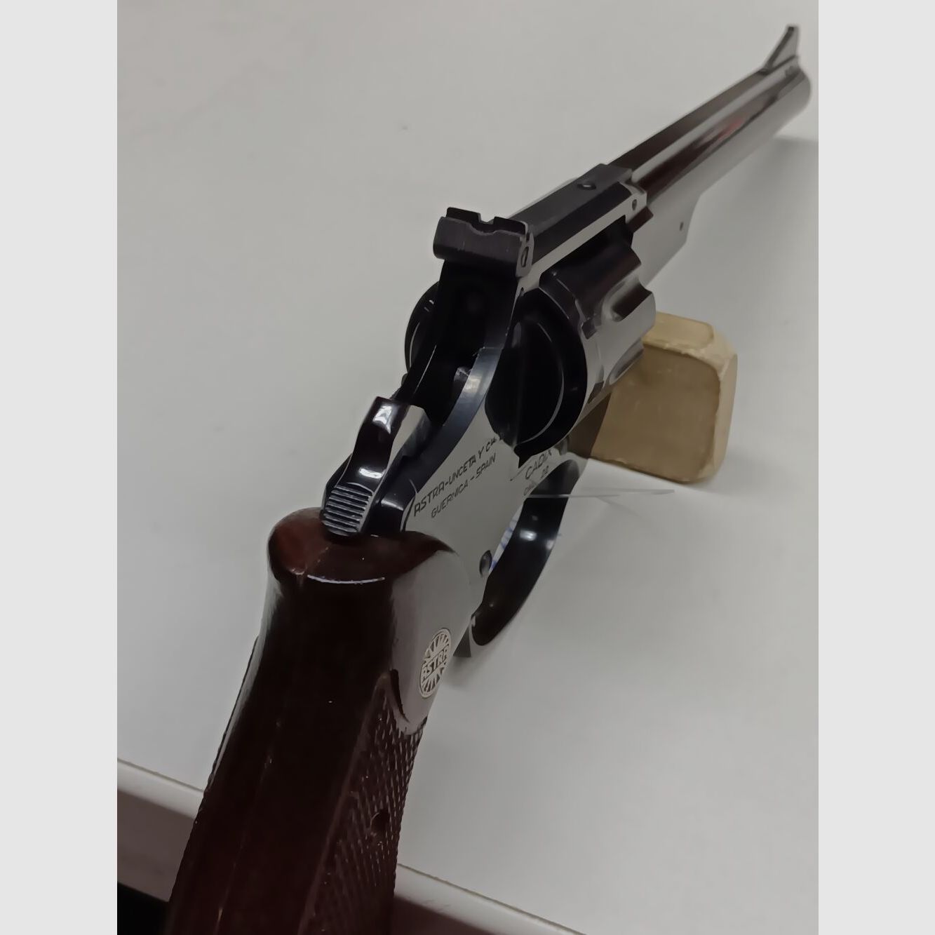 Astra Unceta - Guernica Spain Cadix