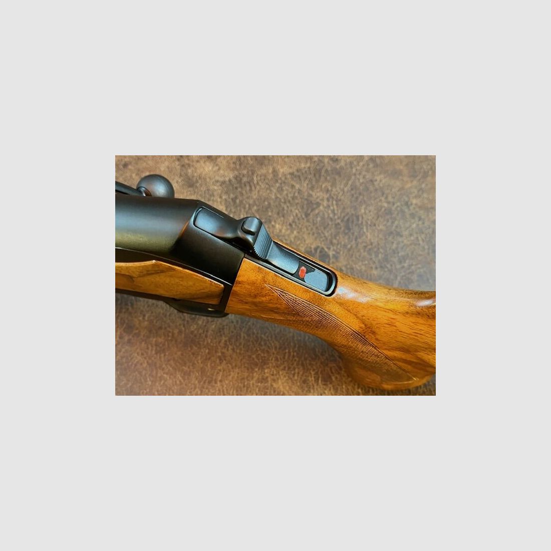 Browning Maral rechts
