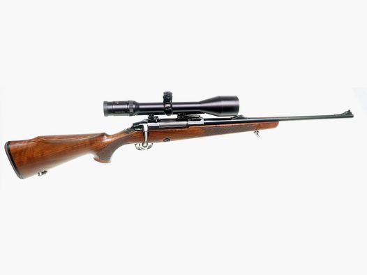Tikka Master de Luxe 30-06Spring Swaro 2,5-10x56