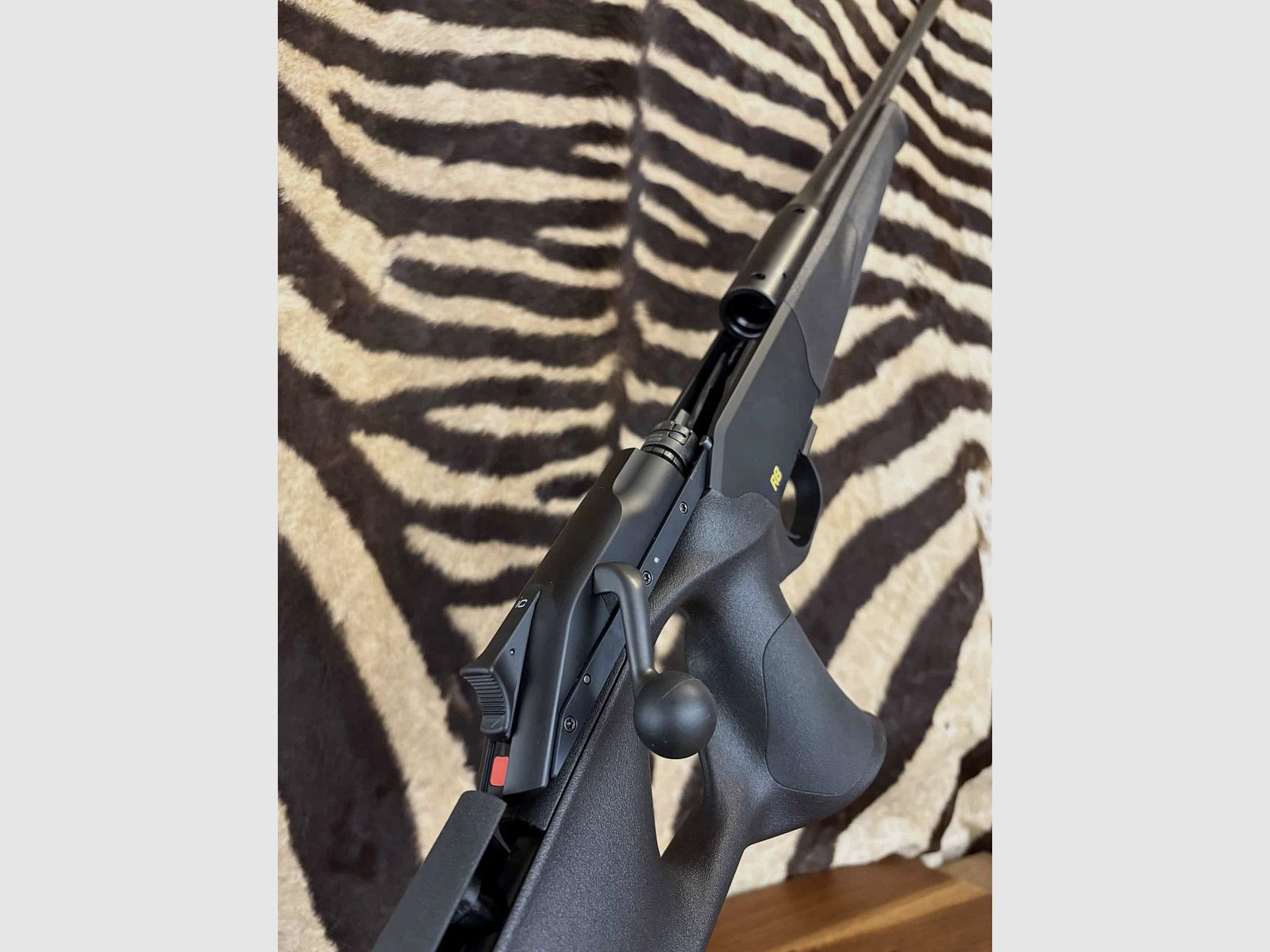 Carabine Blaser R8 Ultimate Busc Réglable – cal.300wm – ca.65cm fileté, image 2 sur 11
