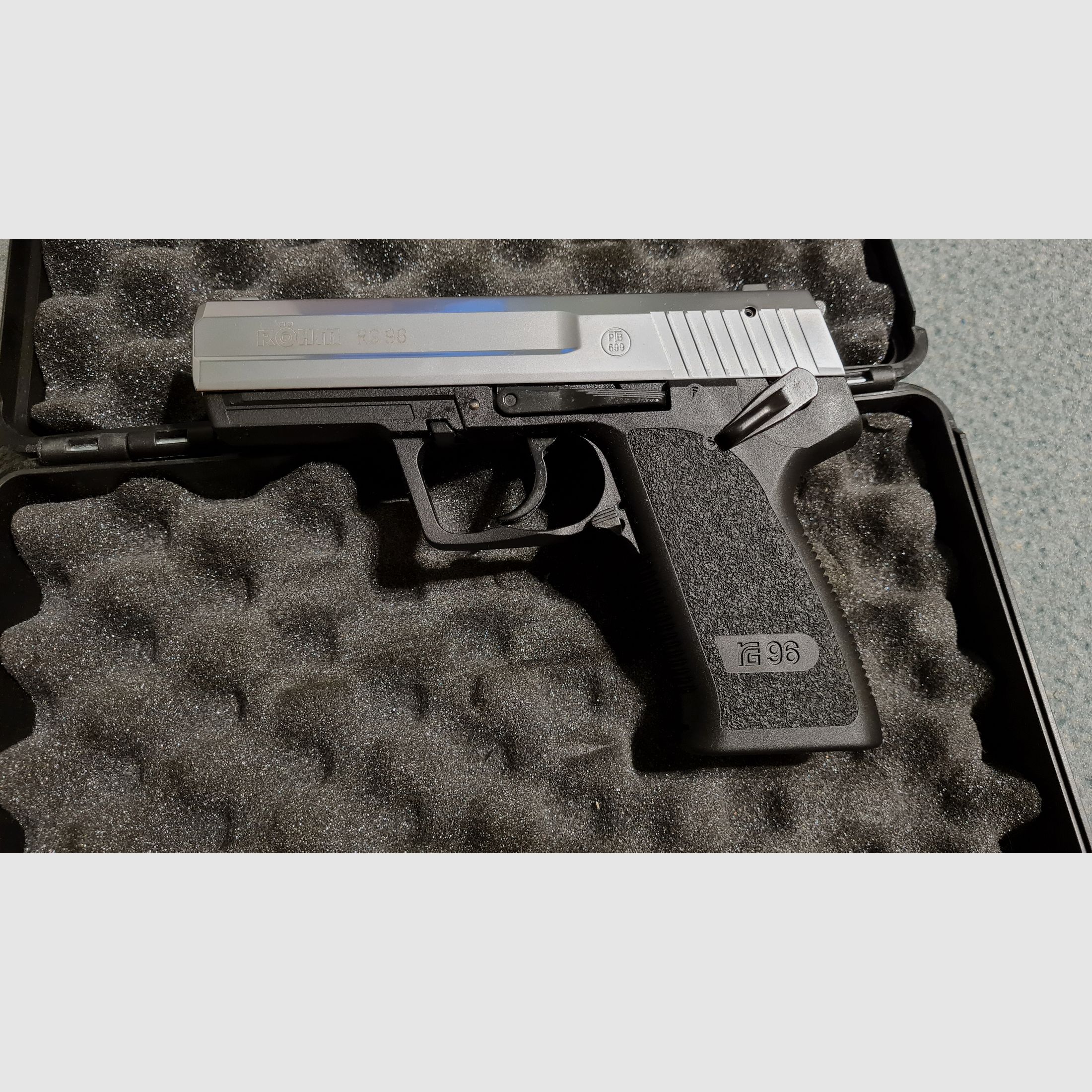 Röhm RG 96 Schreckschuss Pistole vernickelt